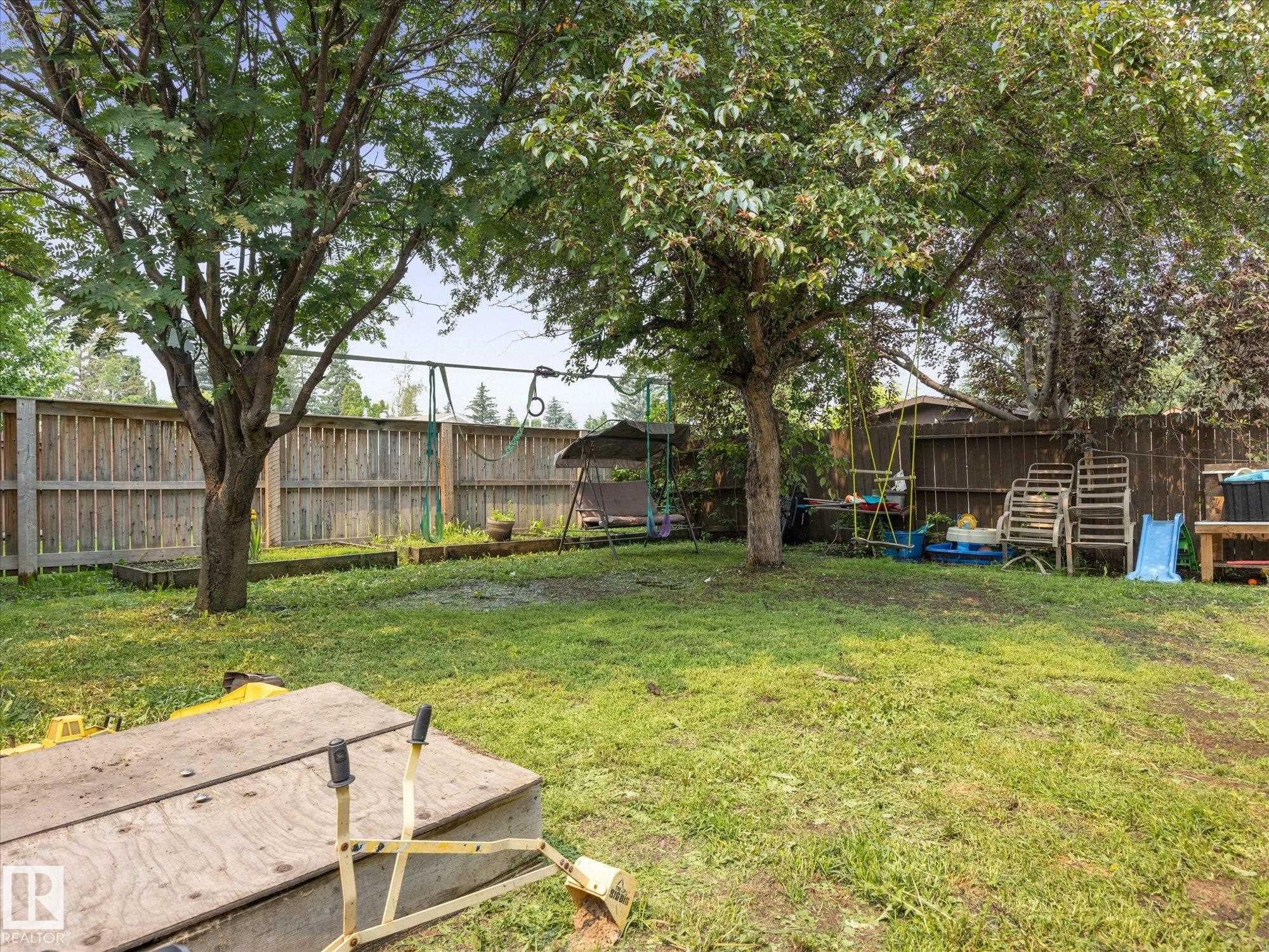 9014 184 Street, Edmonton, AB