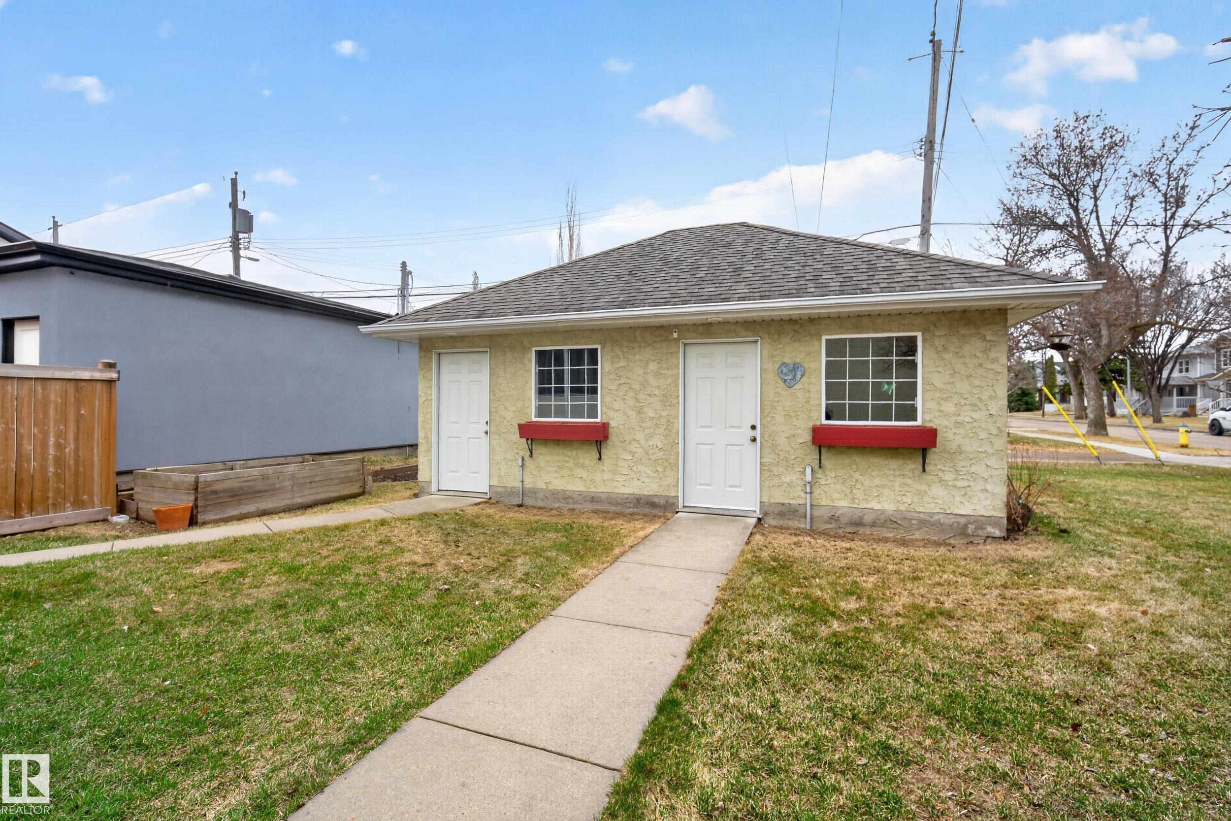 8721 88 Avenue, Edmonton, AB
