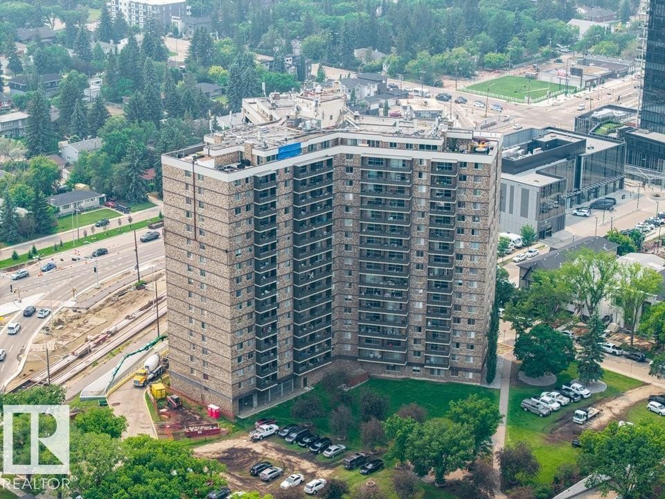 613 13910 Stony Plain Road, Edmonton, AB