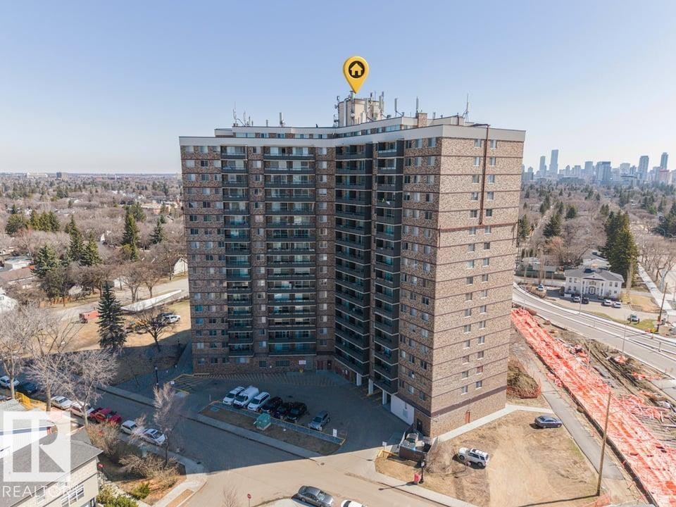 613 13910 Stony Plain Road, Edmonton, AB