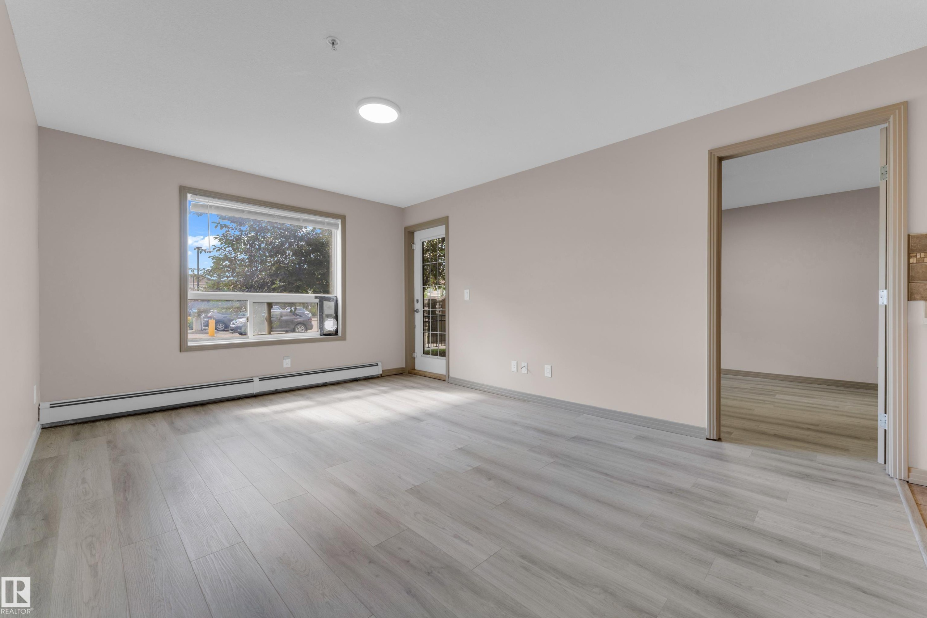 125 5005 165 Avenue, Edmonton, AB