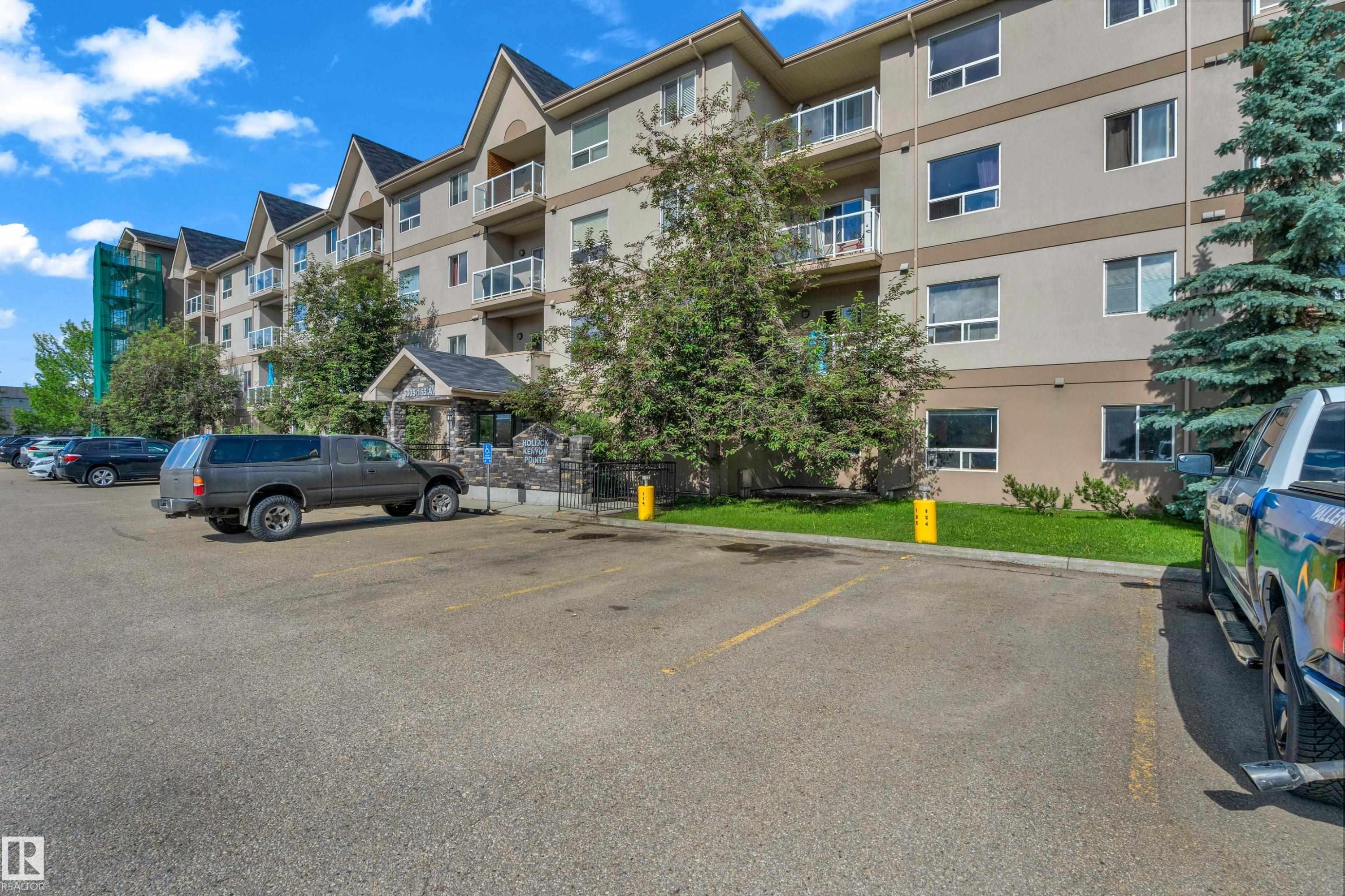 125 5005 165 Avenue, Edmonton, AB