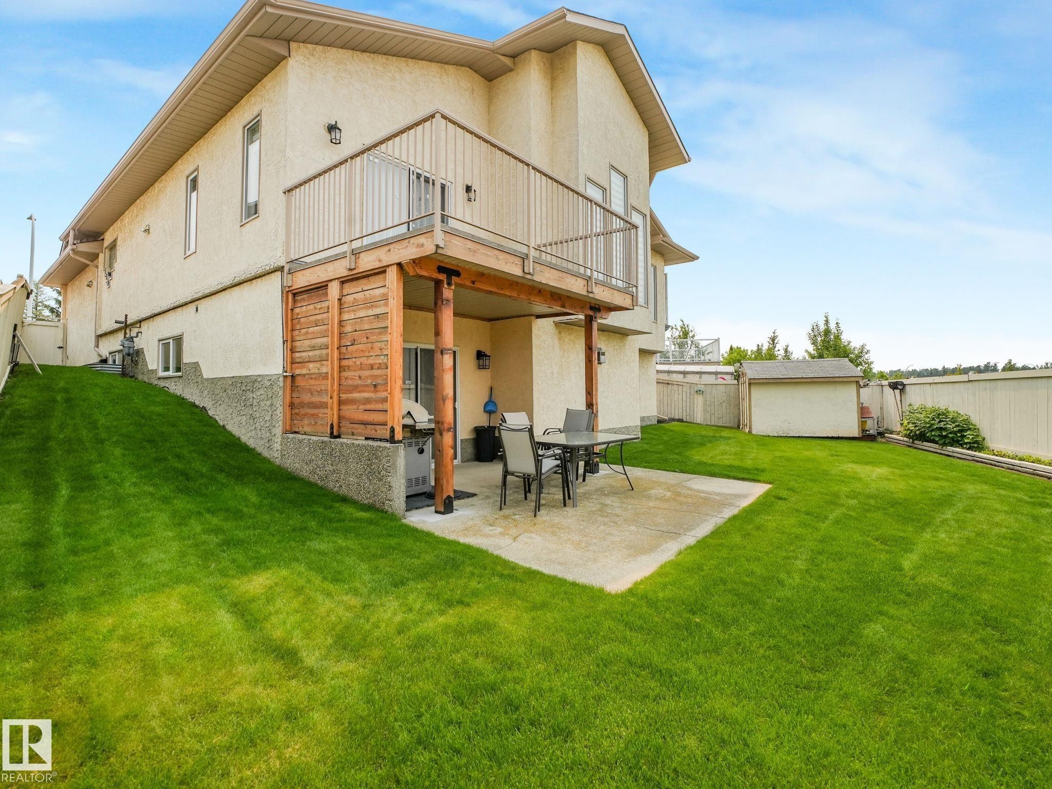1058 James Crescent, Edmonton, AB