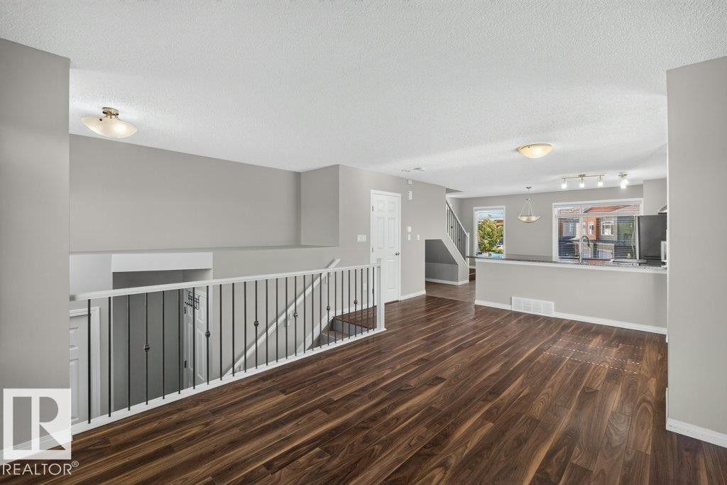 #39 7503 Getty Ga Nw, Edmonton, AB - Indoor Photo Showing Other Room