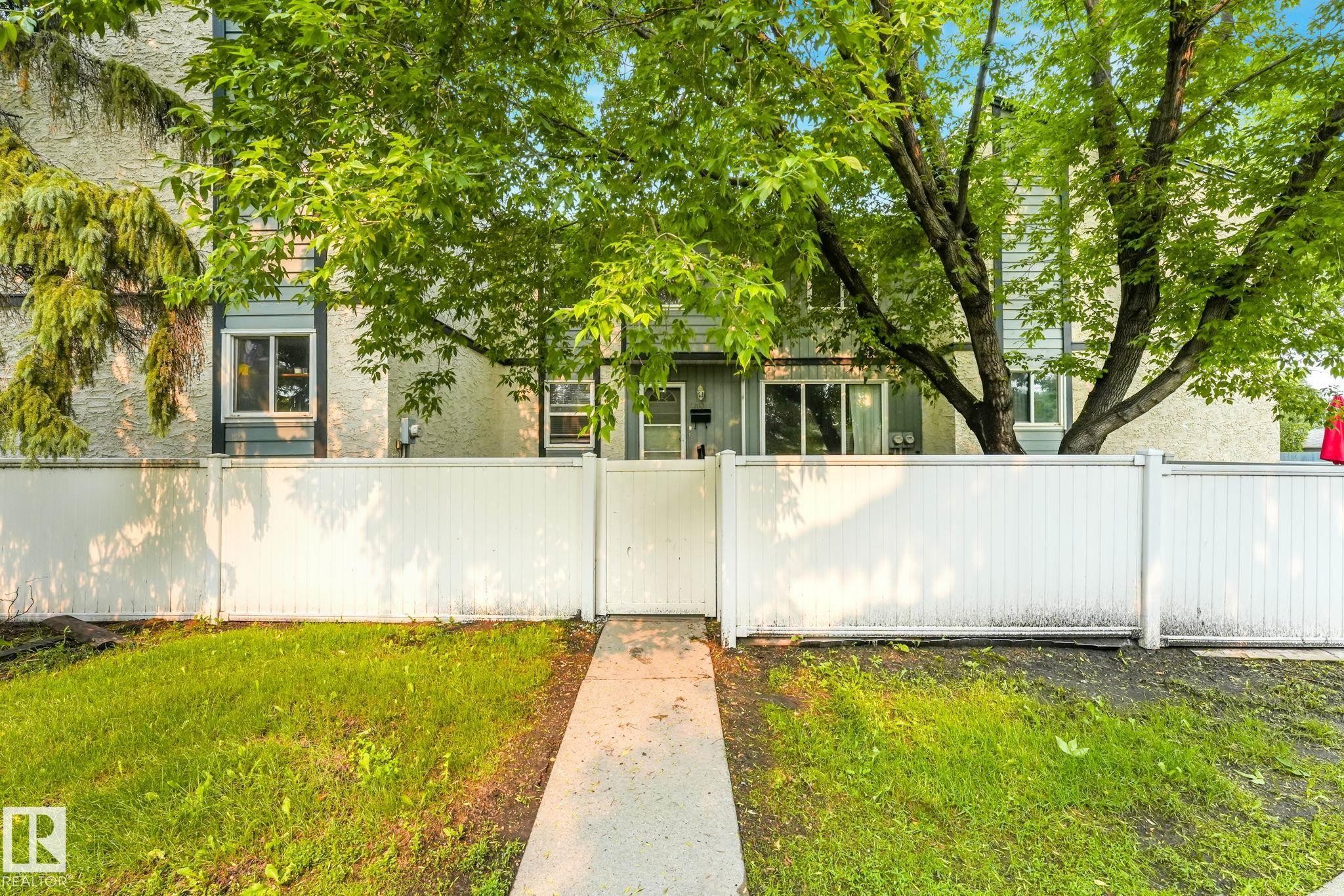 203B Homestead Crescent, Edmonton, AB