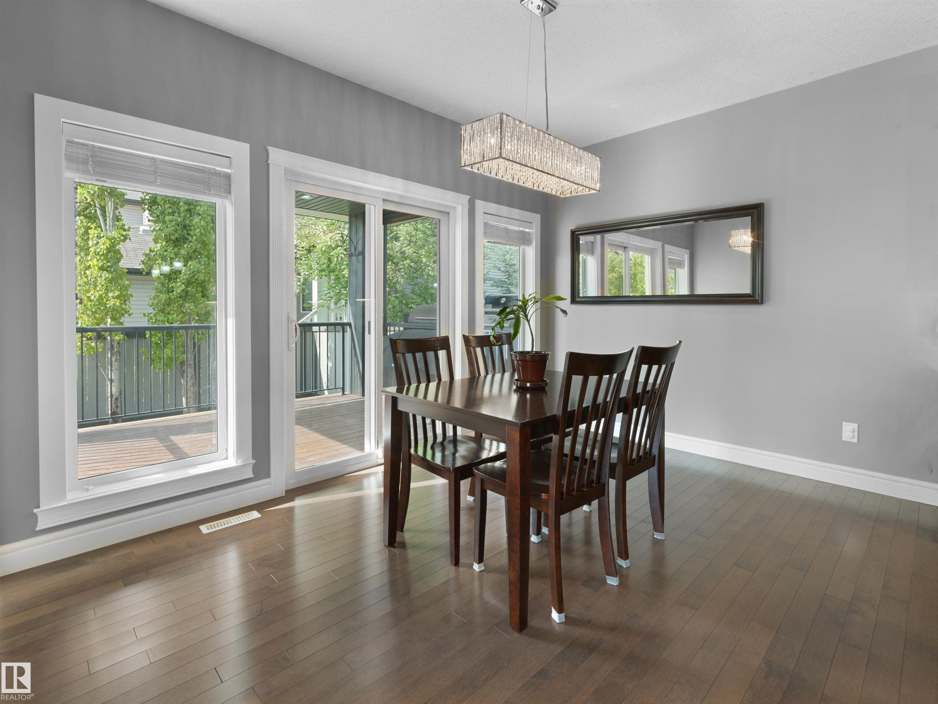 17119 5 Avenue, Edmonton, AB