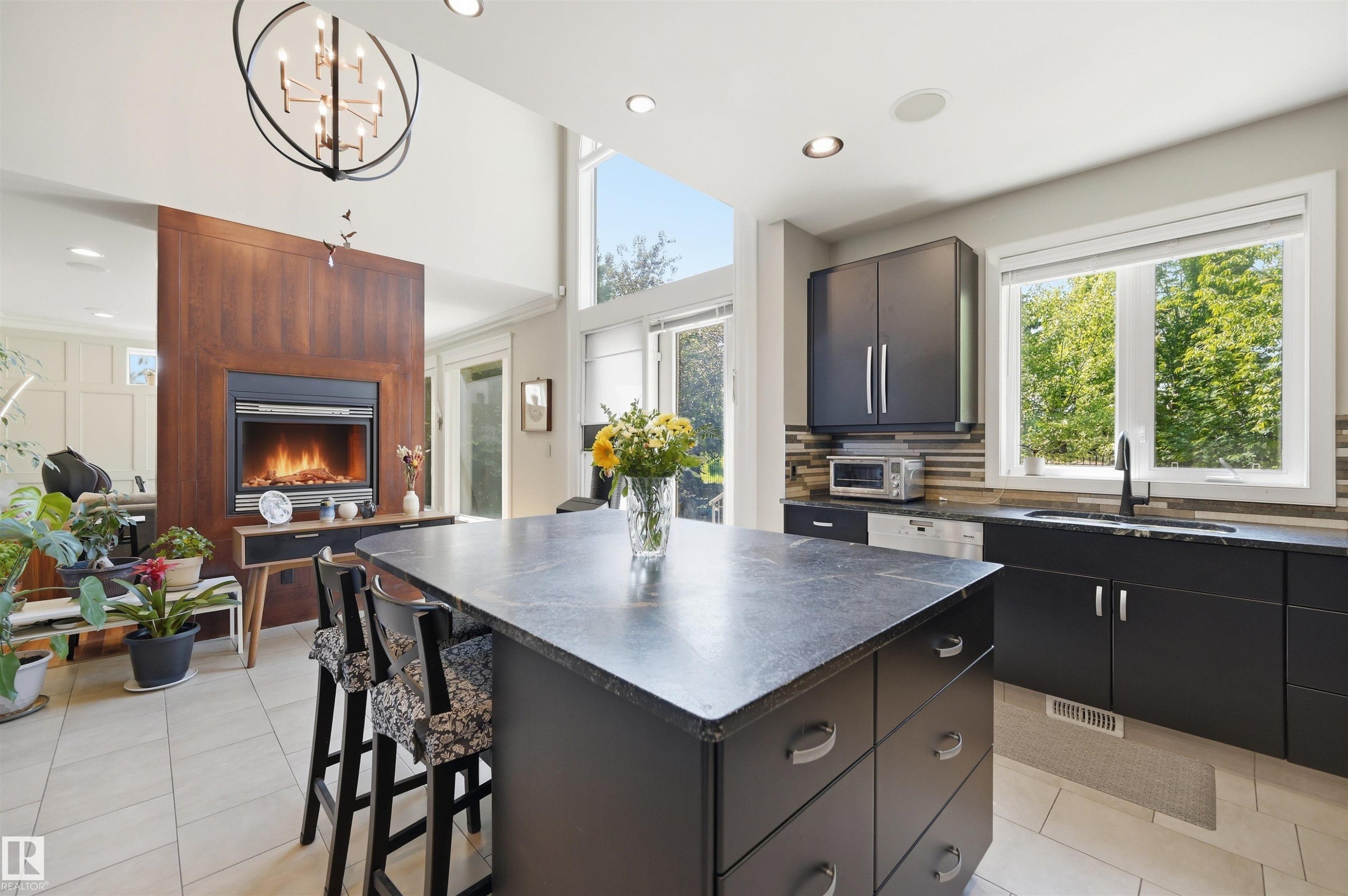 680 Todd Landing Landing, Edmonton, AB