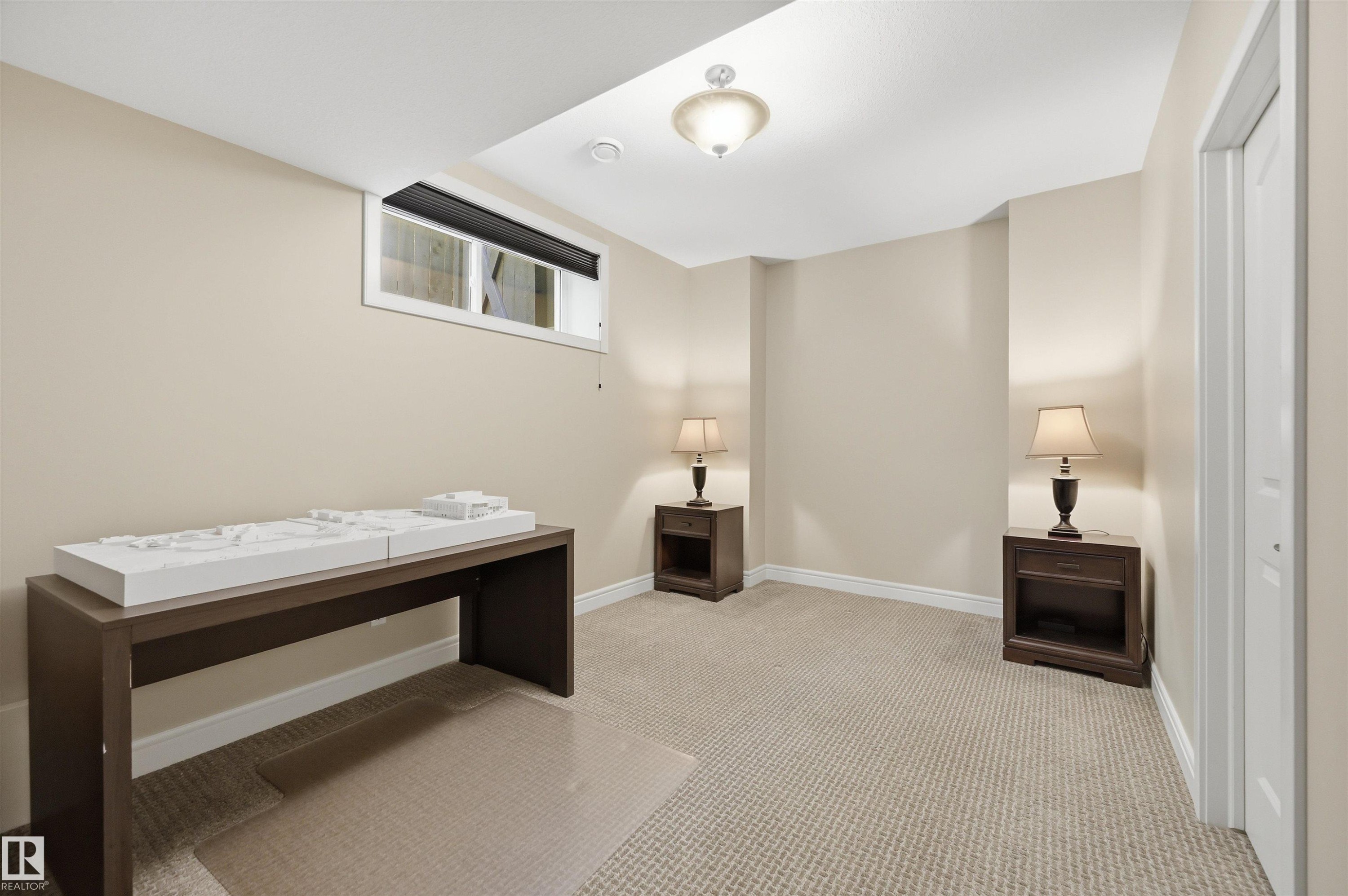680 Todd Landing Landing, Edmonton, AB