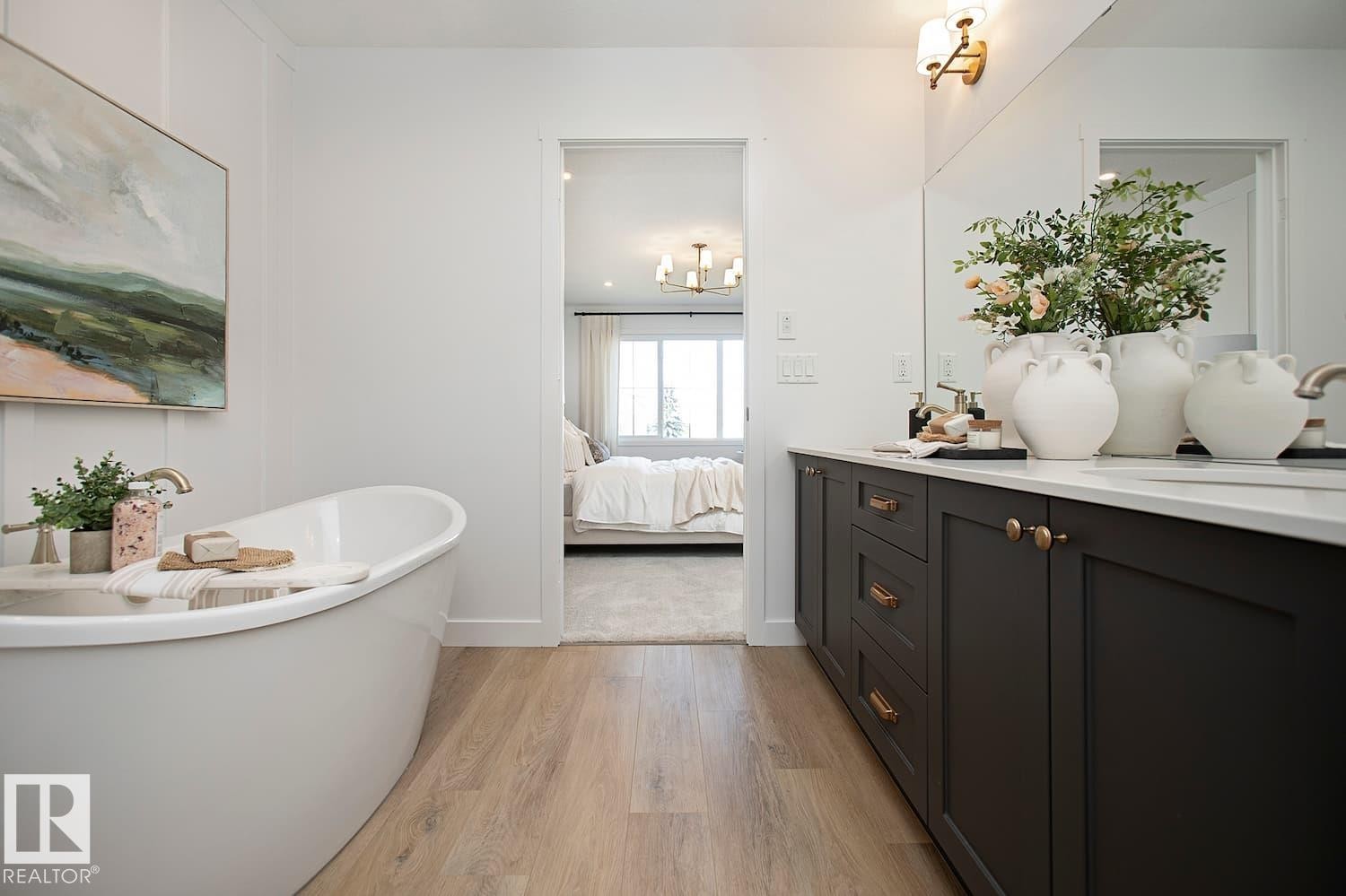 736 166 Avenue, Edmonton, AB