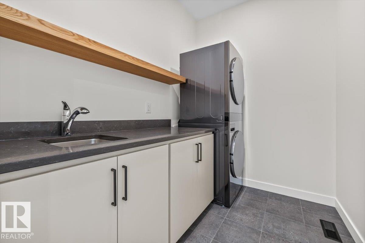10932 132 Street, Edmonton, AB - Indoor