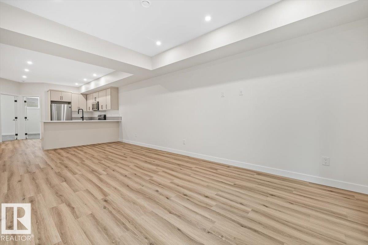10932 132 Street, Edmonton, AB - Indoor Photo Showing Other Room