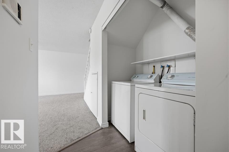 #105 14530 52 St Nw, Edmonton, AB - Indoor Photo Showing Laundry Room