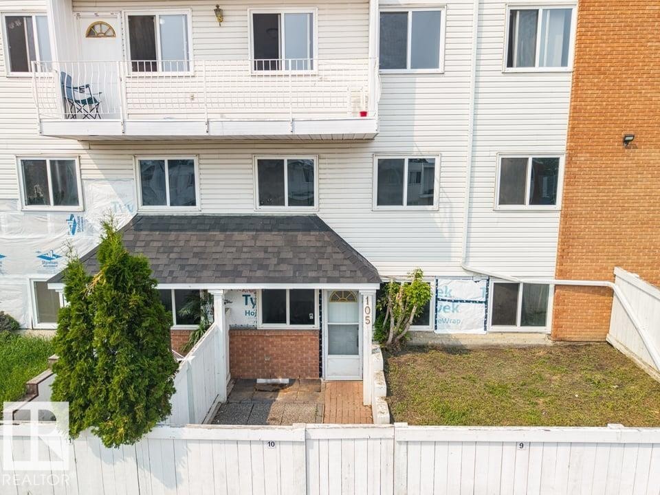 #105 14530 52 St Nw, Edmonton, AB - Outdoor With Exterior