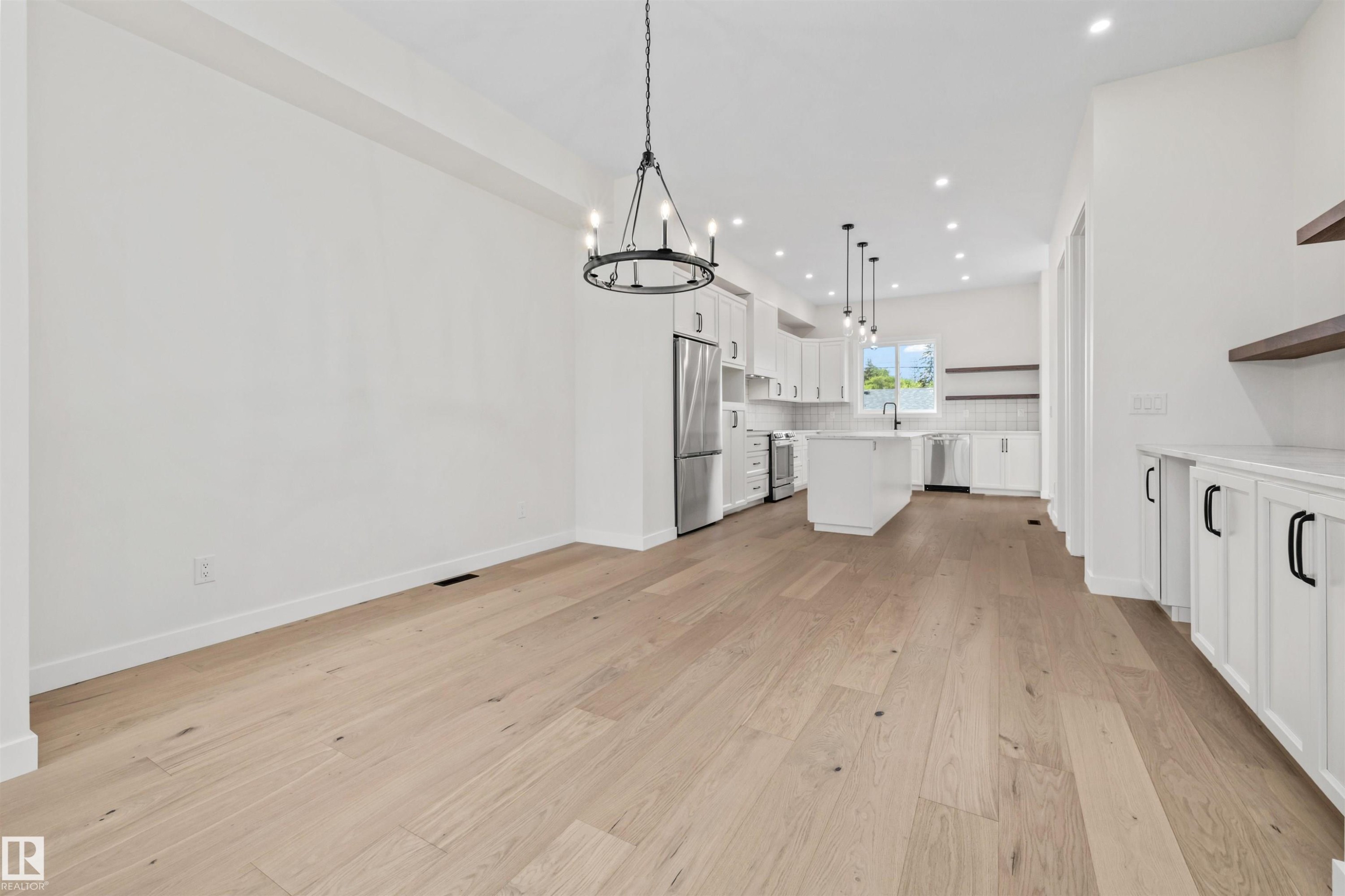 10934 132 Street, Edmonton, AB - Indoor Photo Showing Kitchen