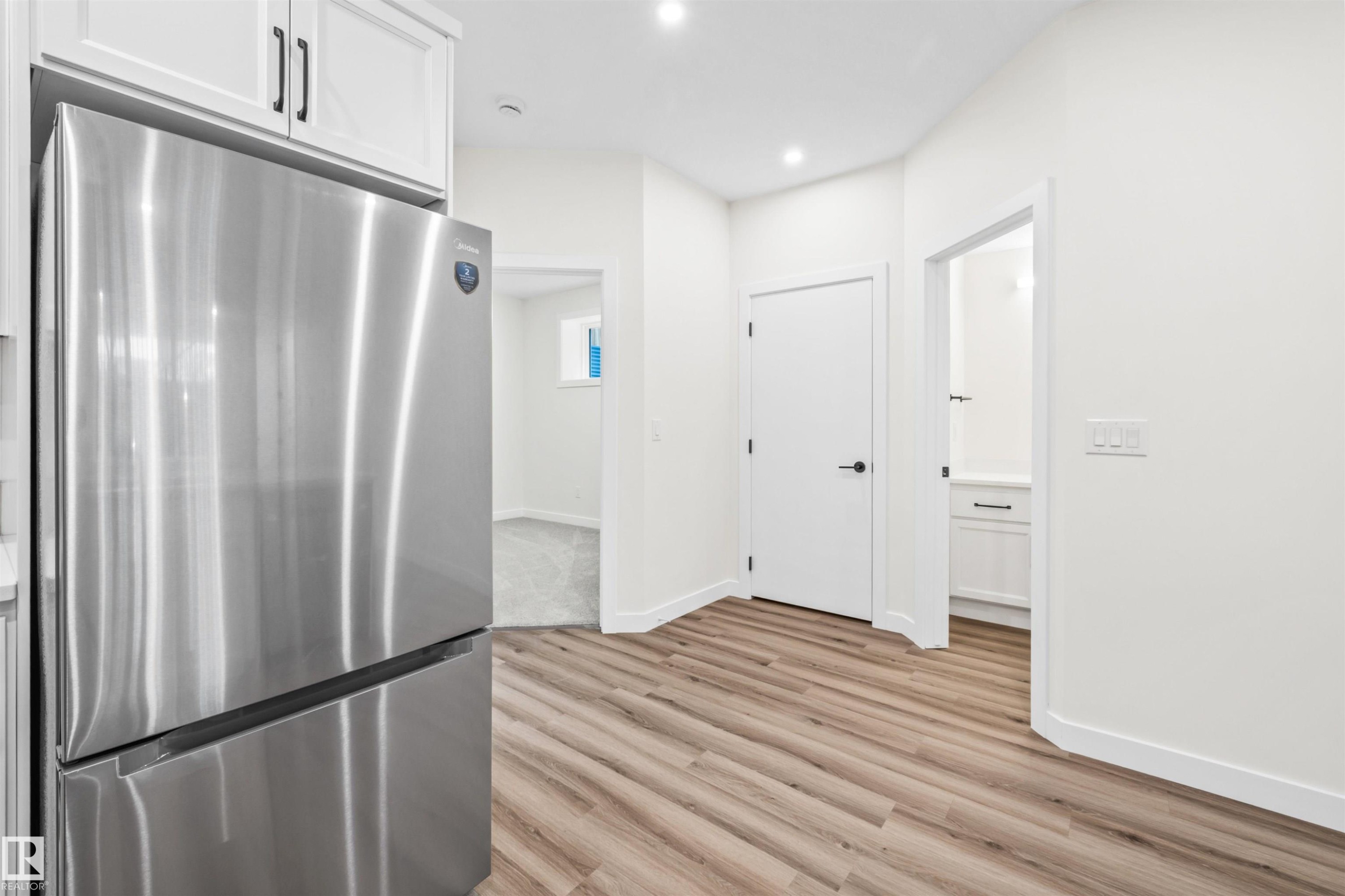 10934 132 Street, Edmonton, AB - Indoor