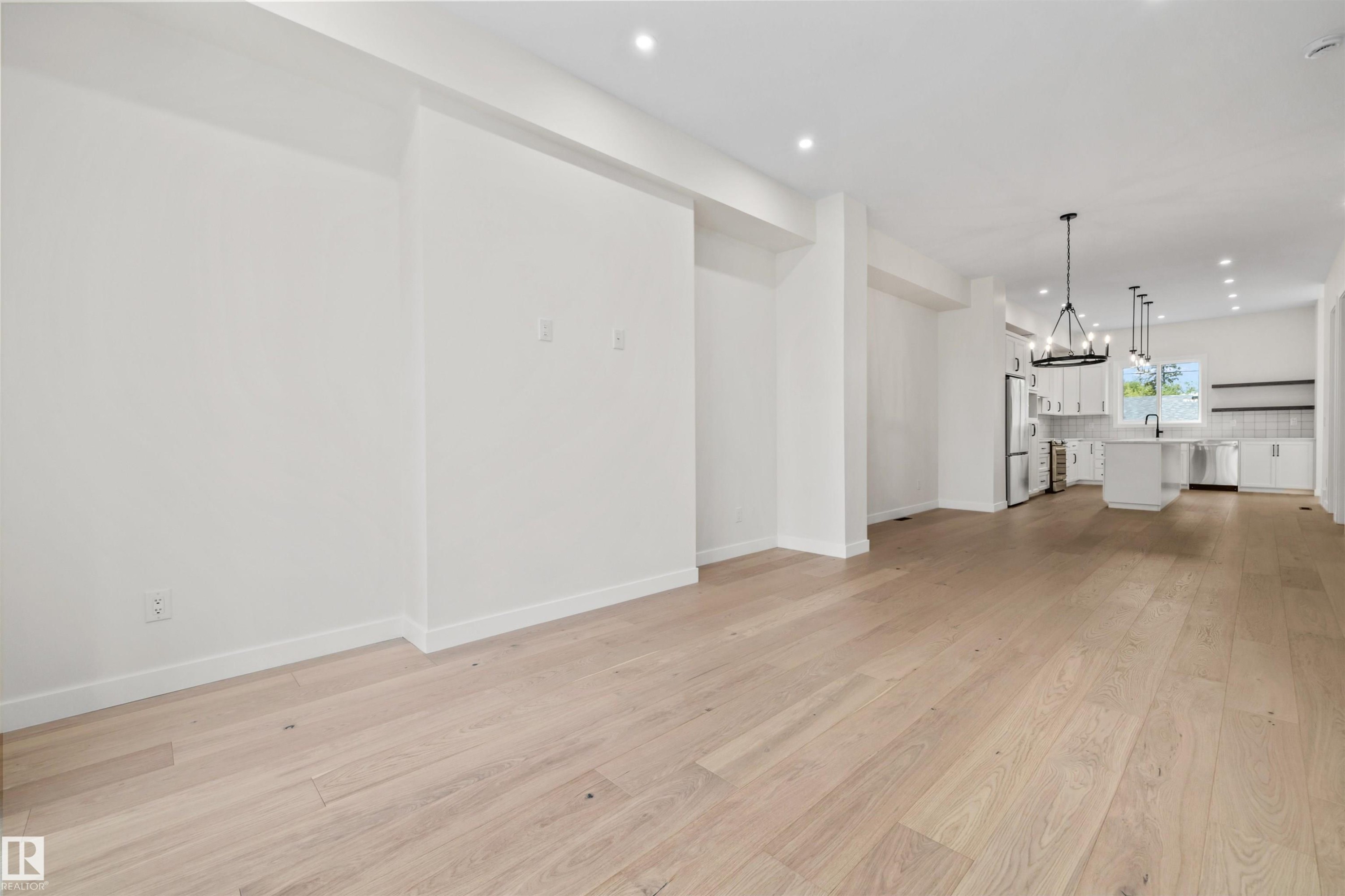 10934 132 Street, Edmonton, AB - Indoor Photo Showing Other Room