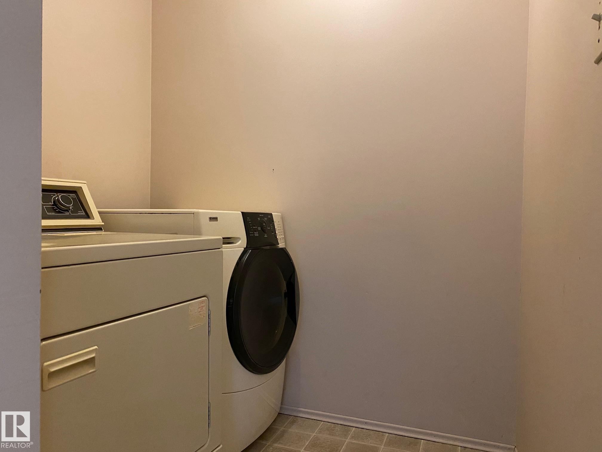 2211 Millbourne Road W, Edmonton, AB