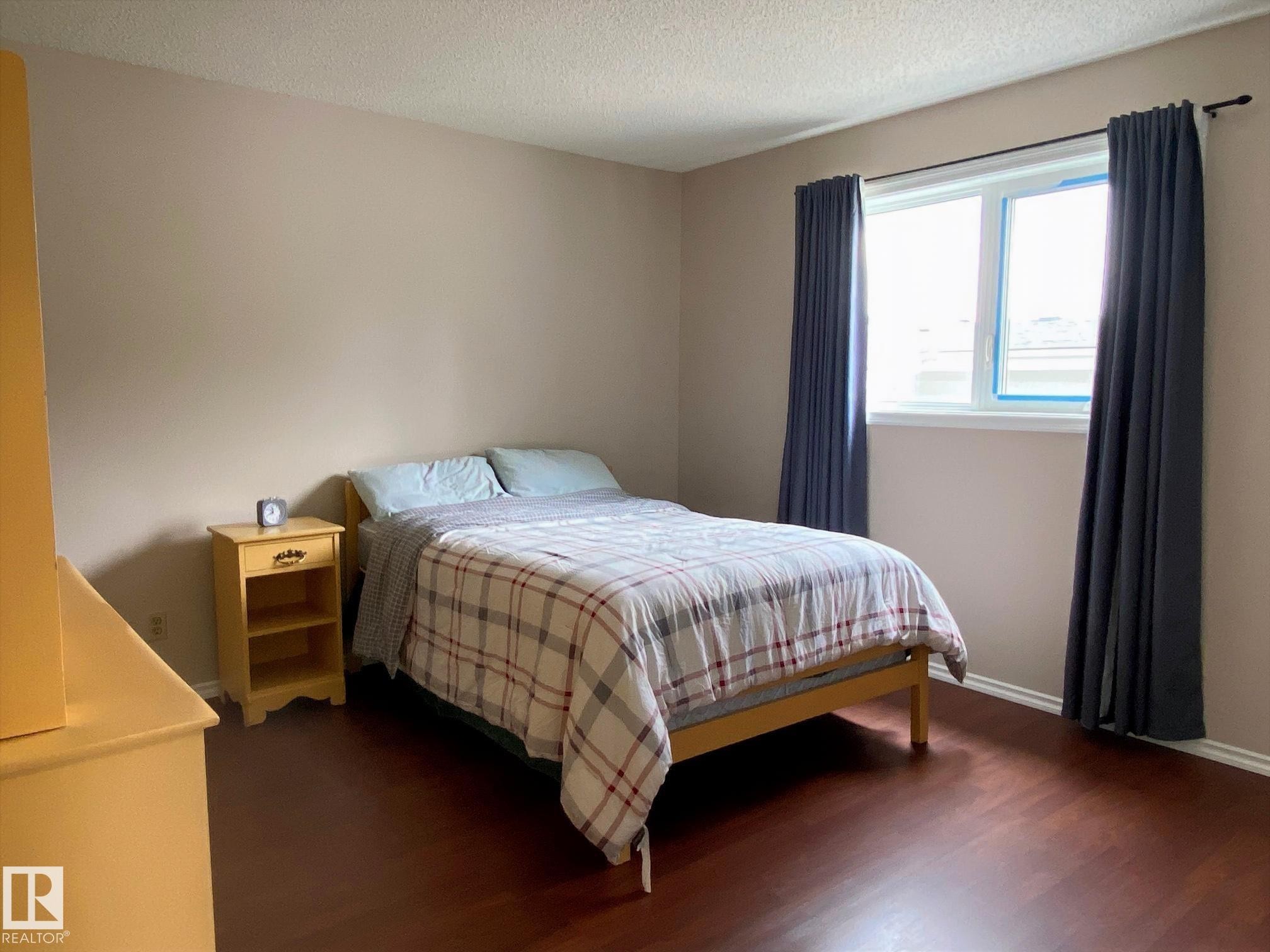 2211 Millbourne Road W, Edmonton, AB