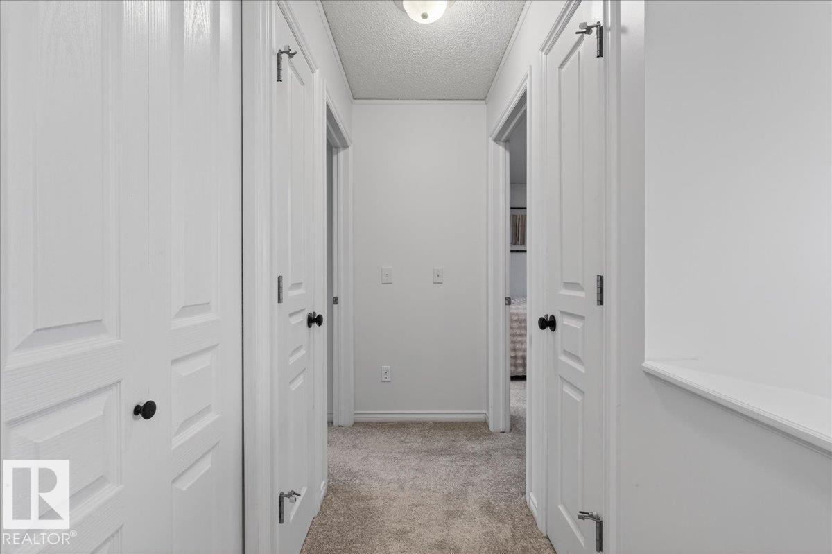 2 3010 33 Avenue, Edmonton, AB