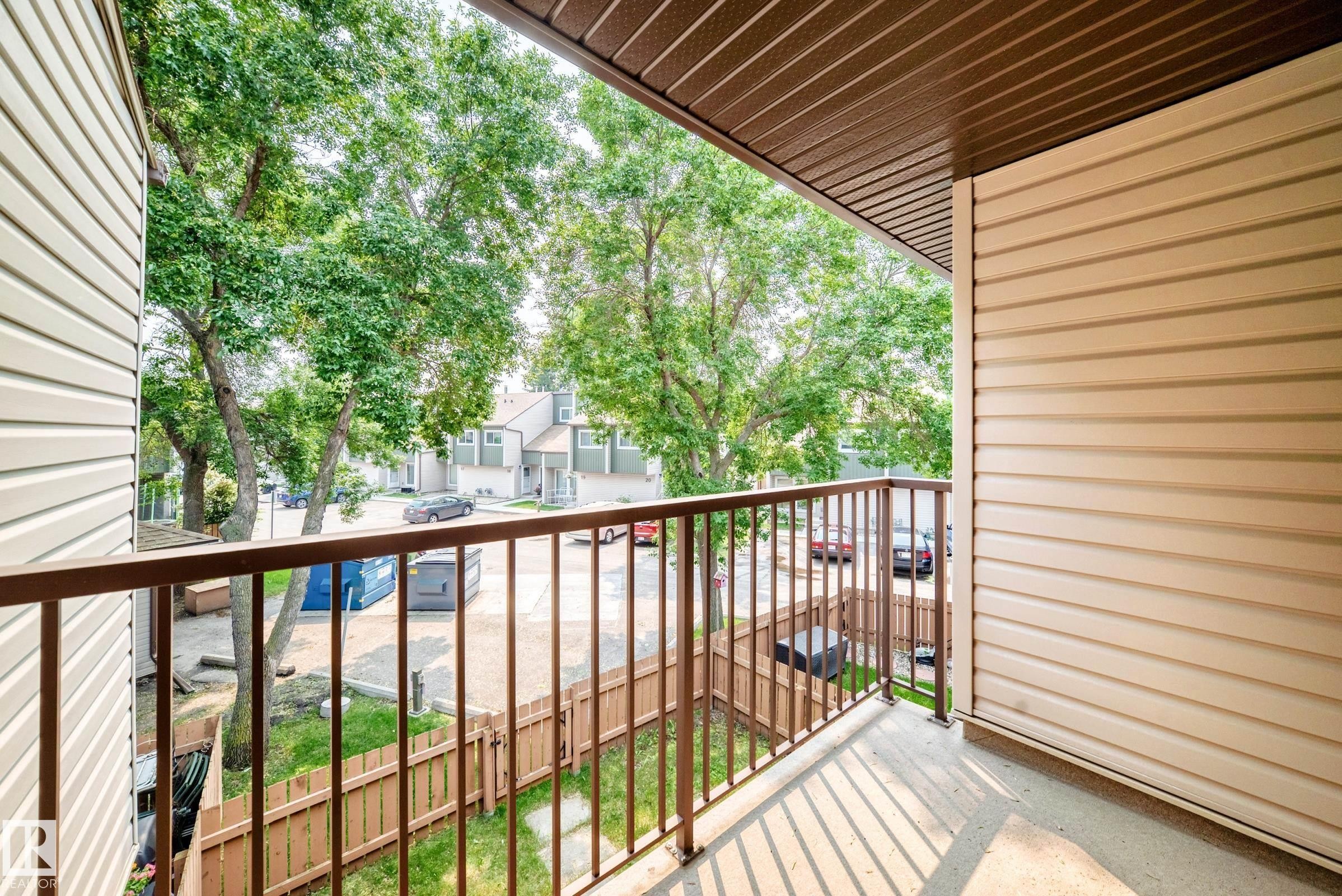 #38 2020 105 St Nw, Edmonton, AB - Outdoor With Balcony With Exterior