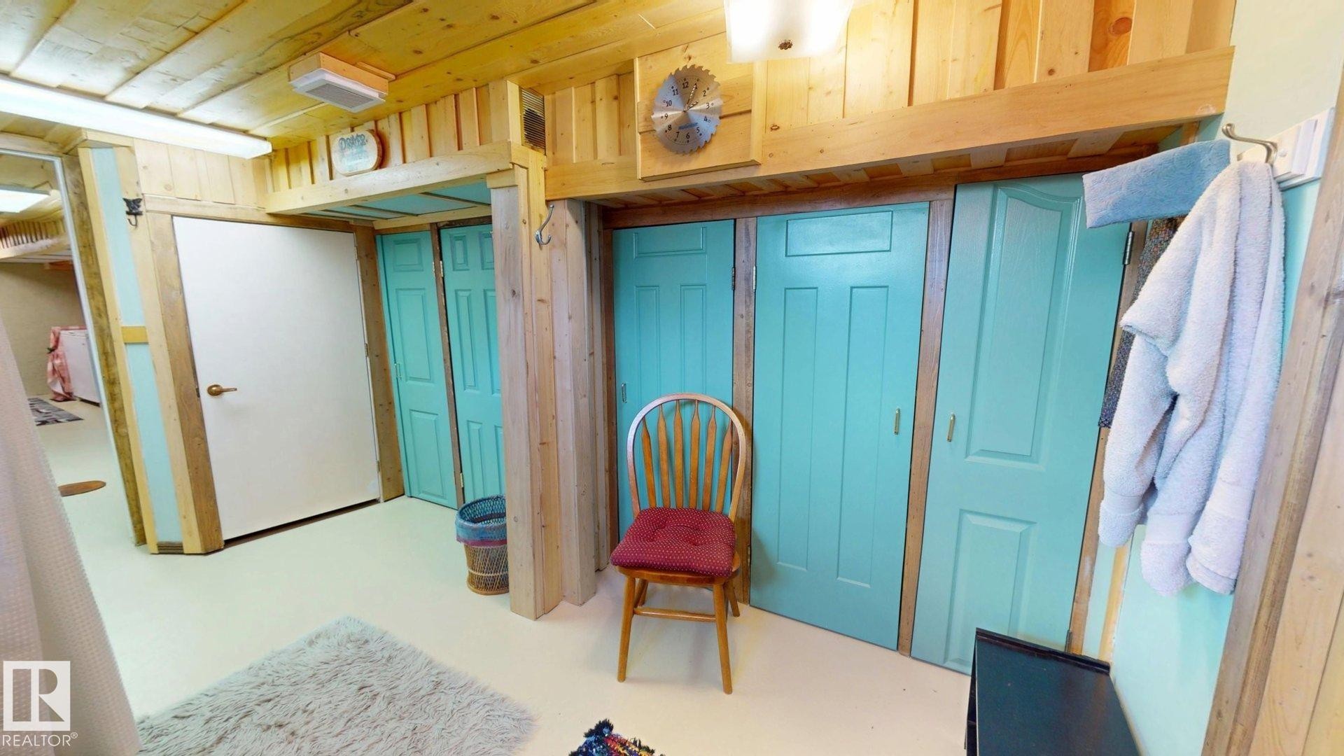 5004 50 Avenue, Evansburg, AB