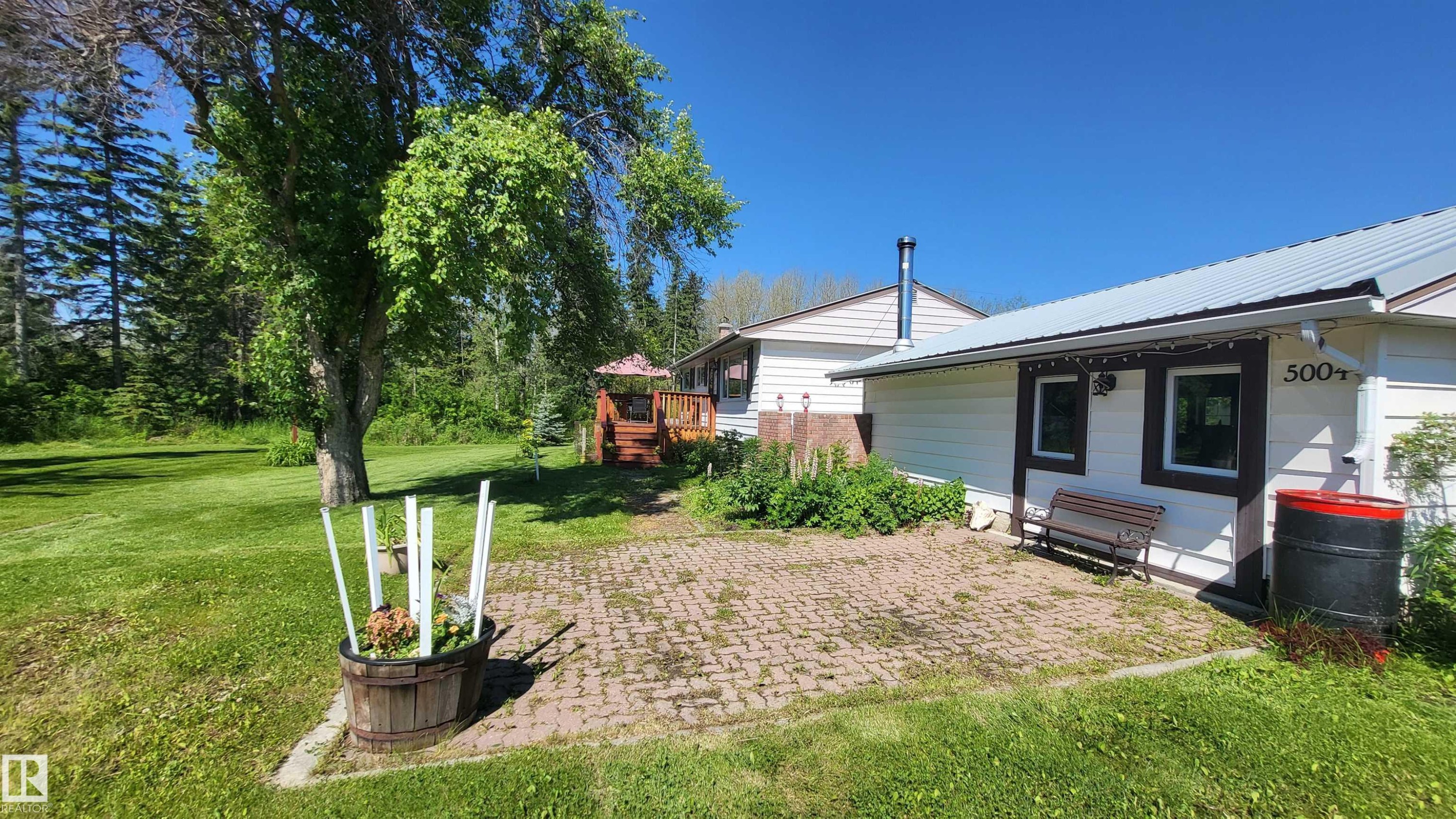 5004 50 Avenue, Evansburg, AB