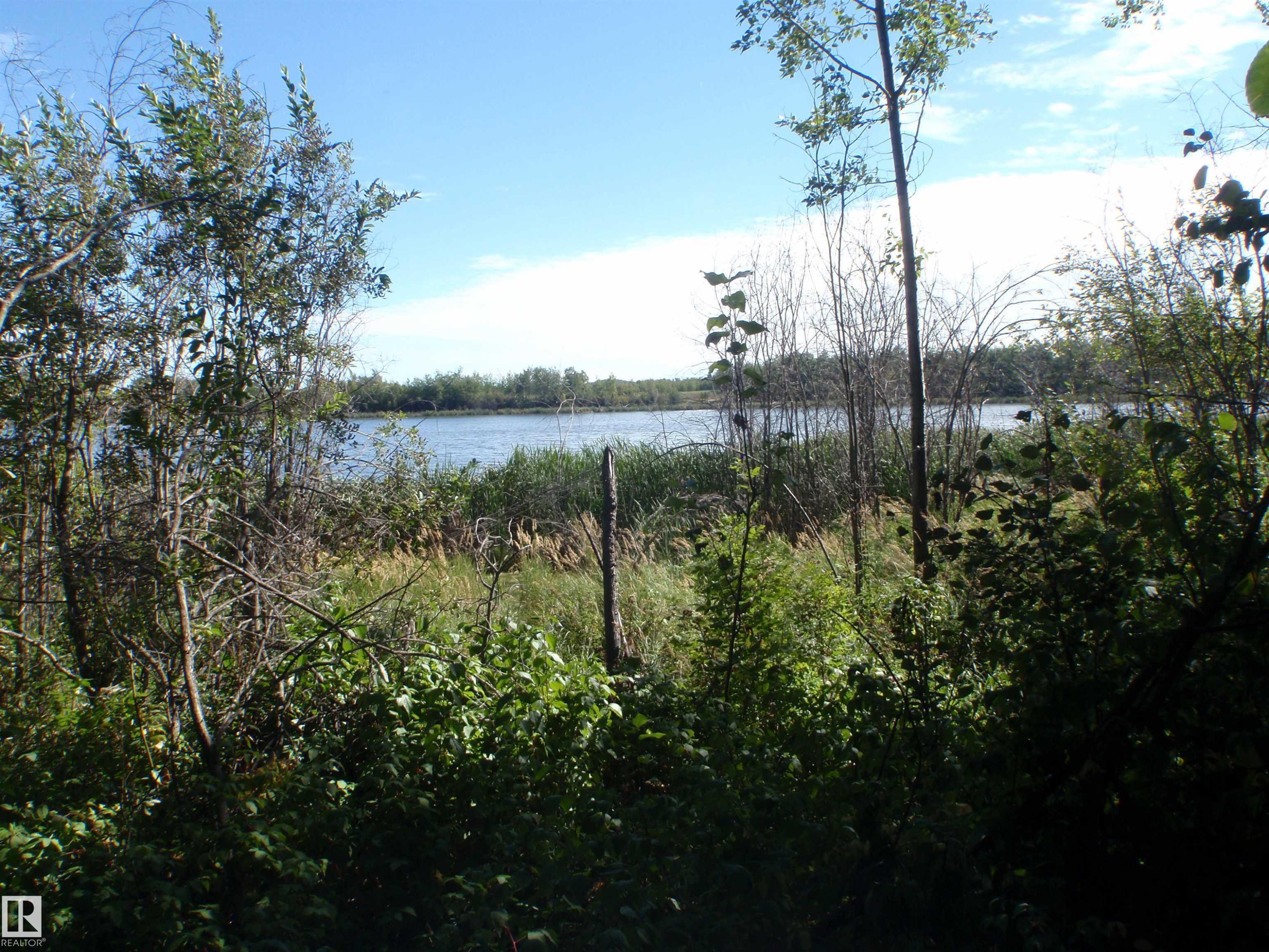 Image quality insufficient for description - Rge Rd 62, Rural Barrhead County, AB