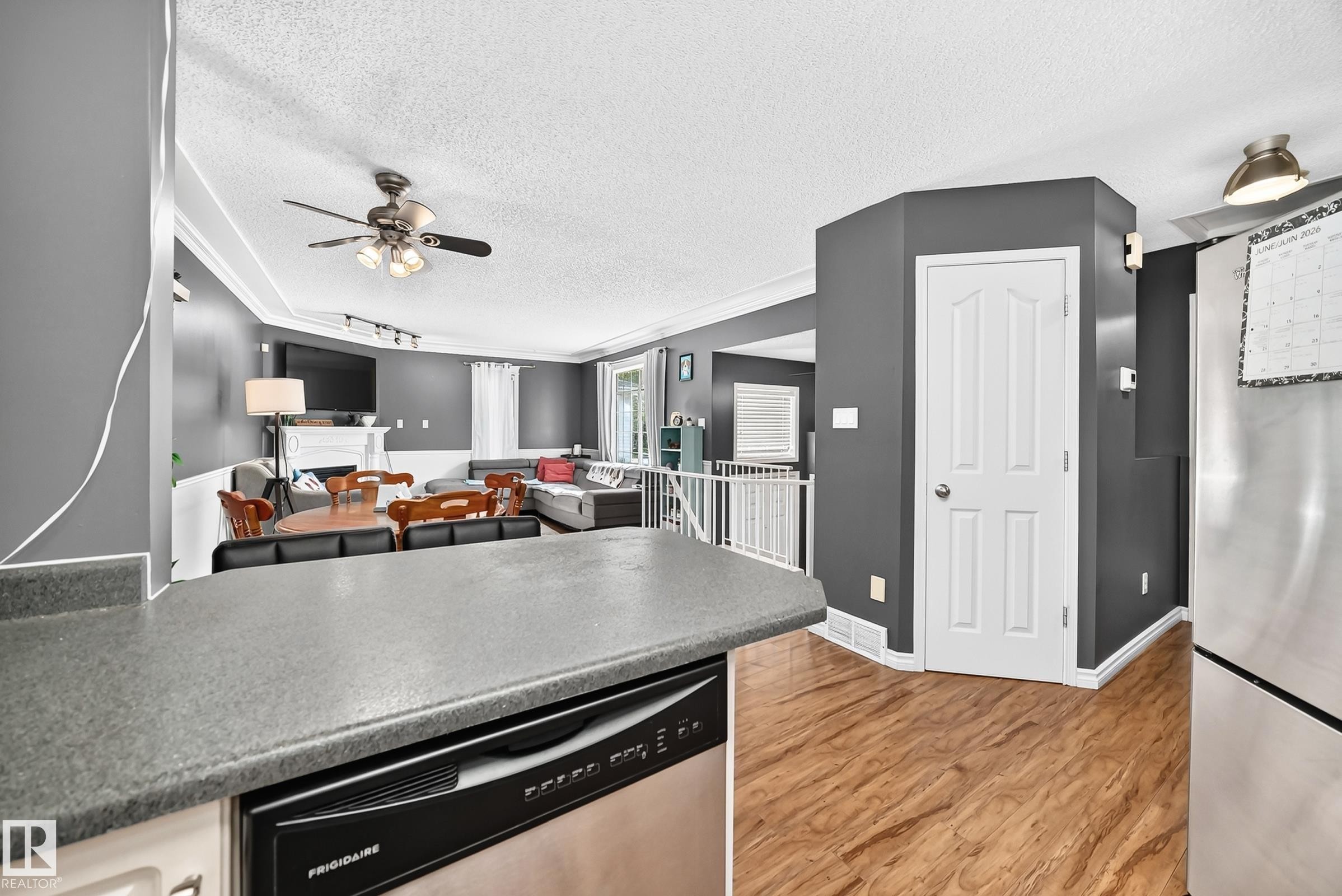 11 Kirkwood Way, Edmonton, AB