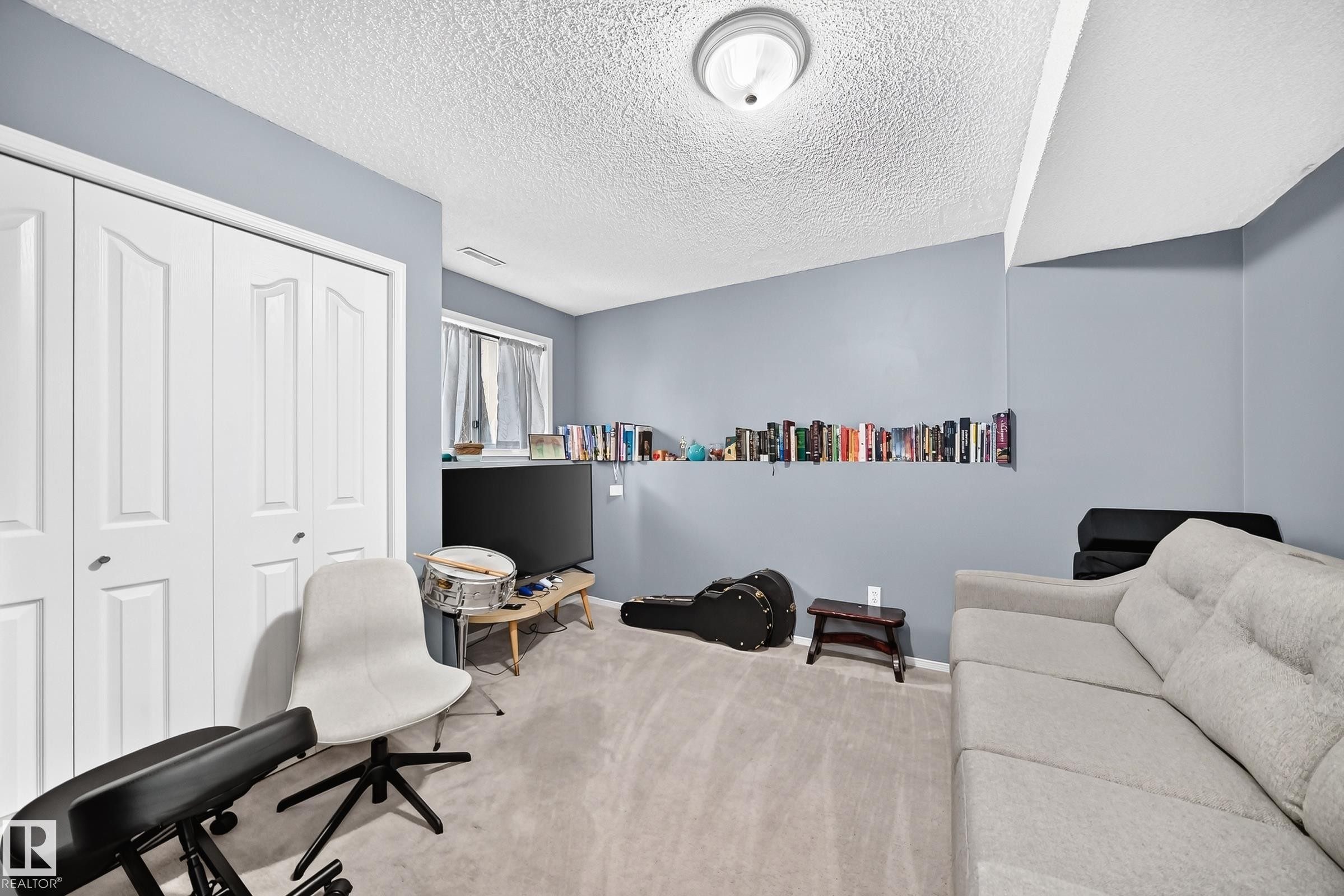 11 Kirkwood Way, Edmonton, AB