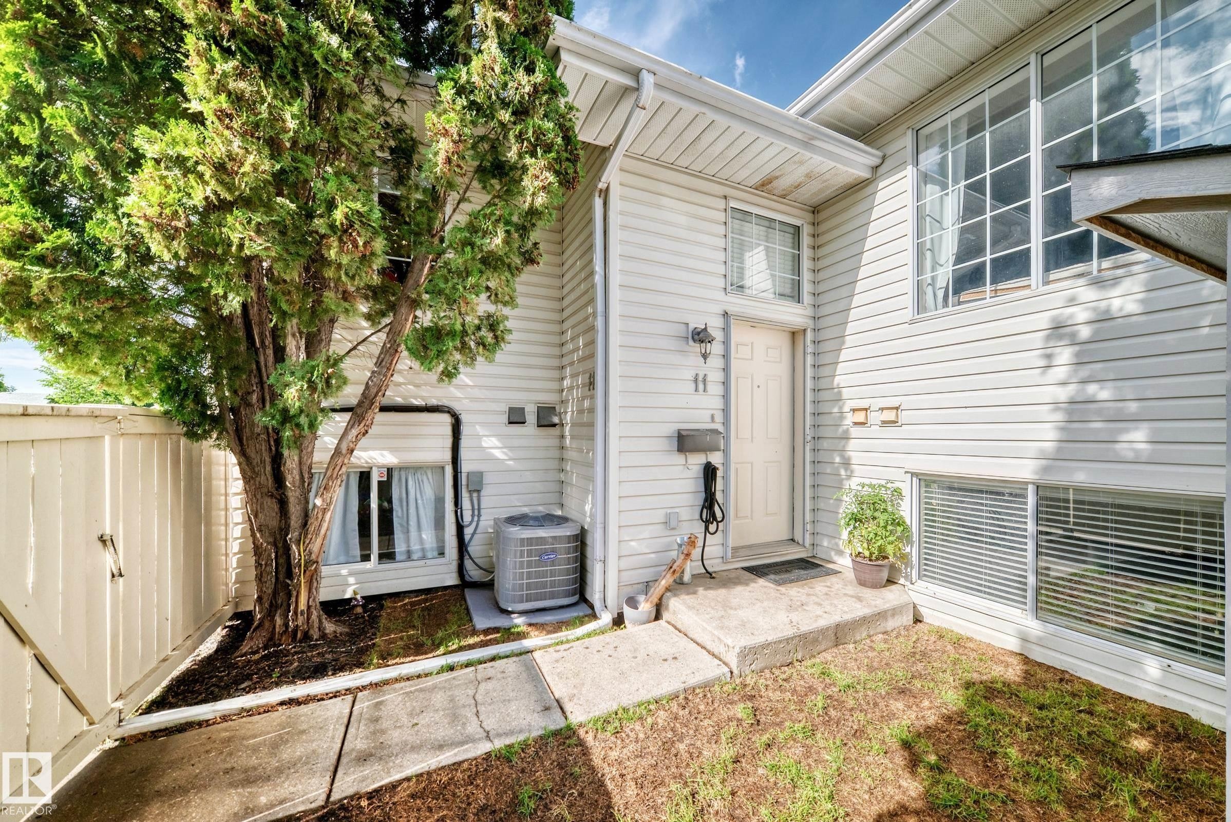 11 Kirkwood Way, Edmonton, AB