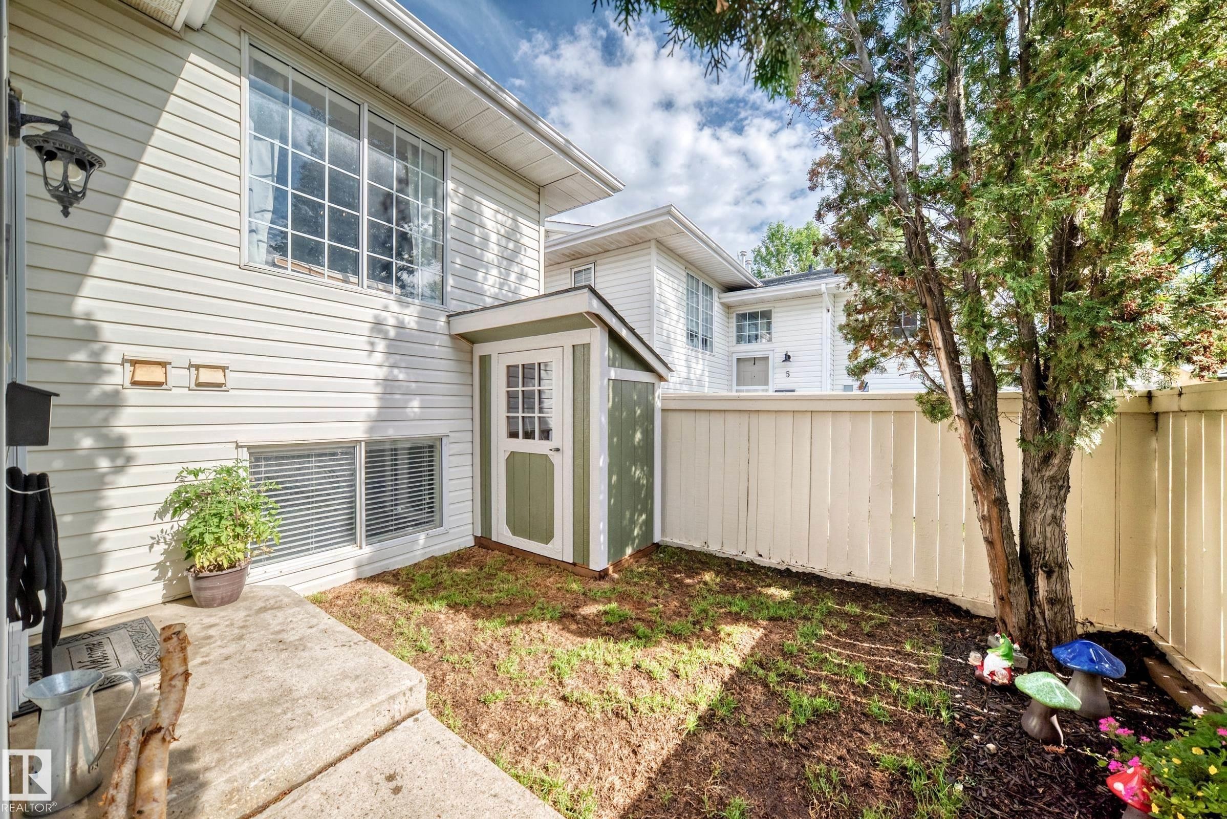 11 Kirkwood Way, Edmonton, AB