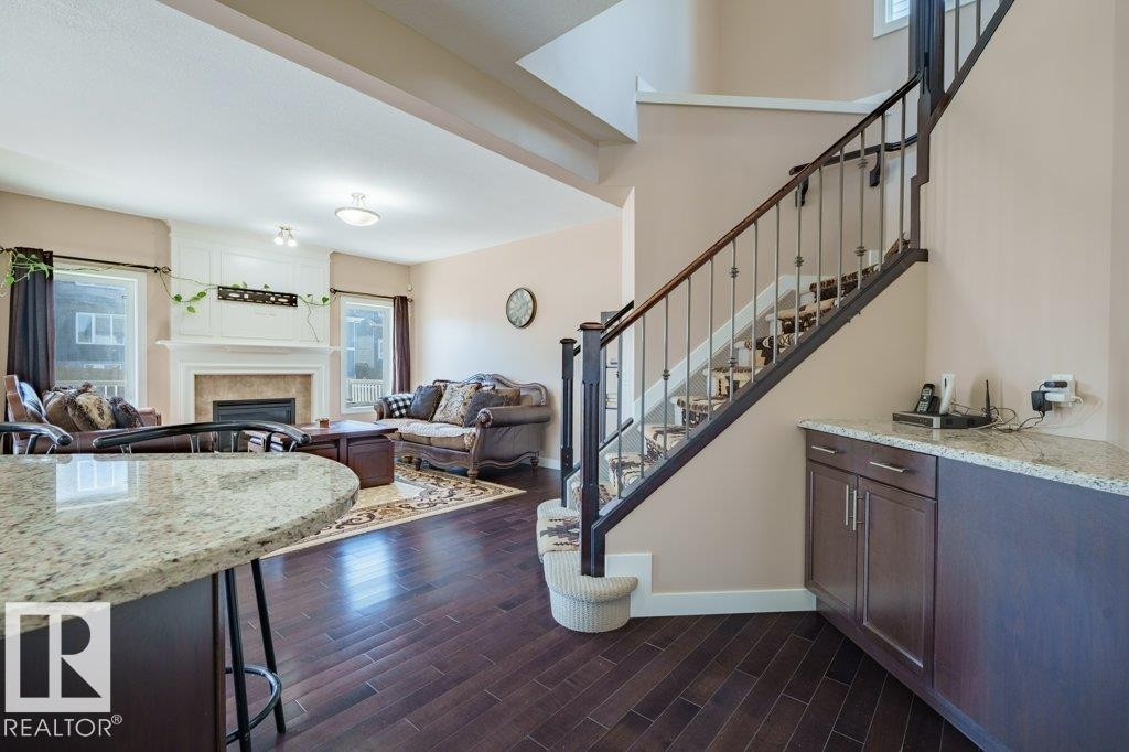 6103 18 Avenue Sw, Edmonton, AB - Indoor With Fireplace