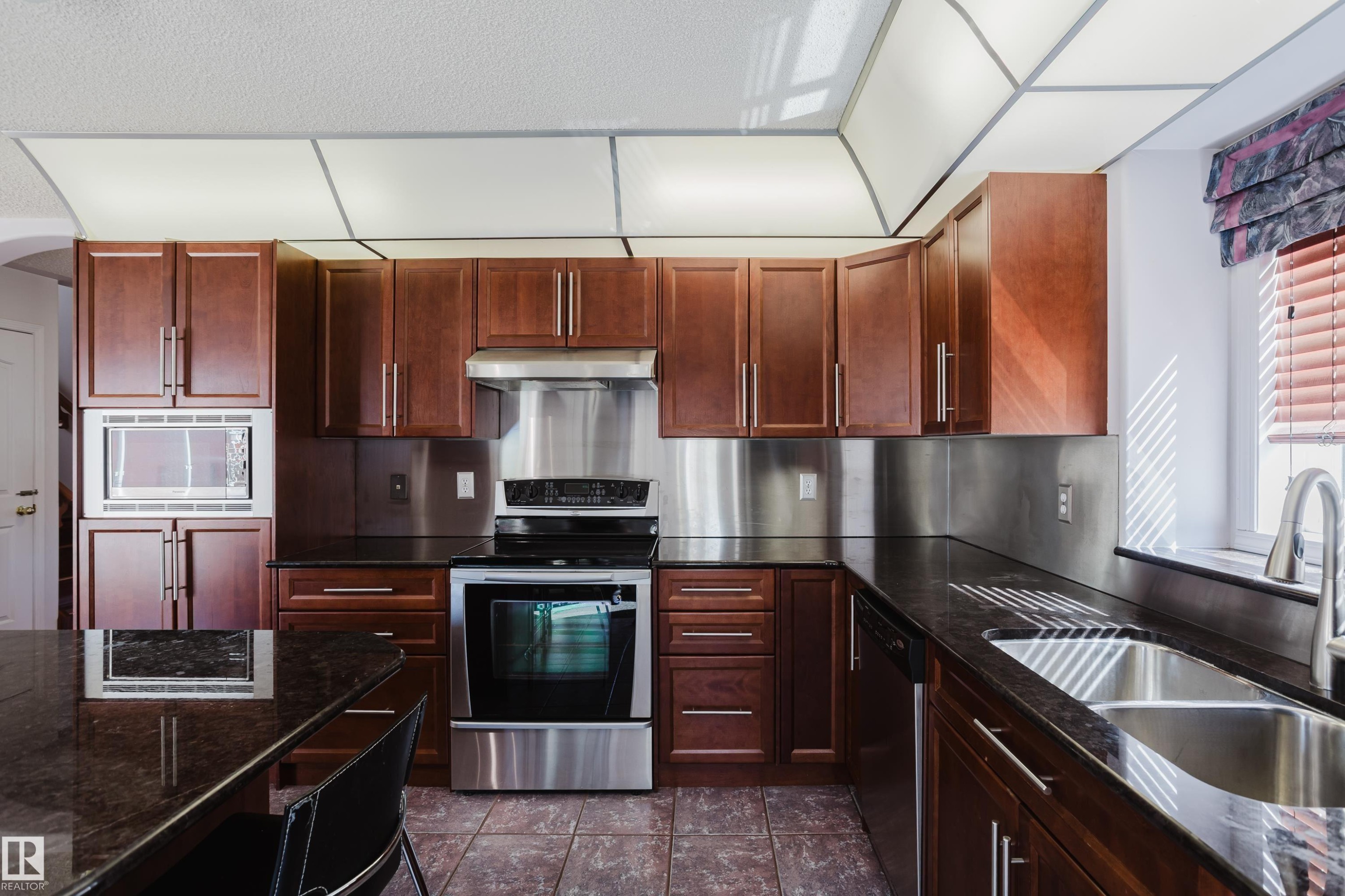 4203 12 Avenue, Edmonton, AB