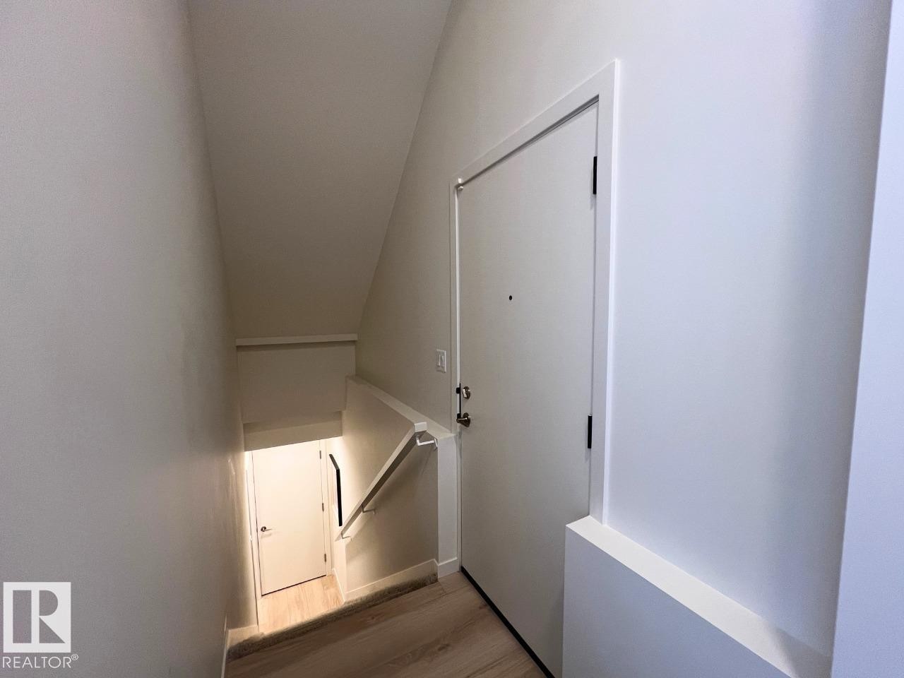 8164 228 Street Nw, Edmonton, AB - Indoor Photo Showing Other Room