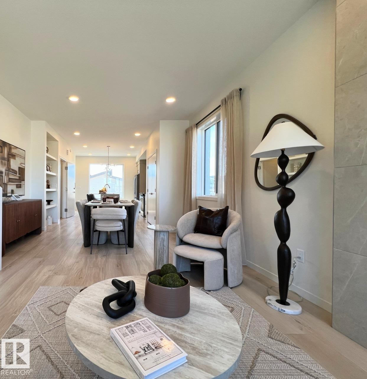 8164 228 Street Nw, Edmonton, AB - Indoor Photo Showing Living Room