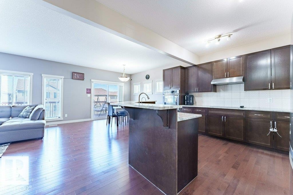 5624 19 Avenue Sw, Edmonton, AB - Indoor