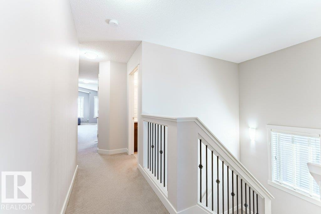 5624 19 Avenue Sw, Edmonton, AB - Indoor Photo Showing Other Room