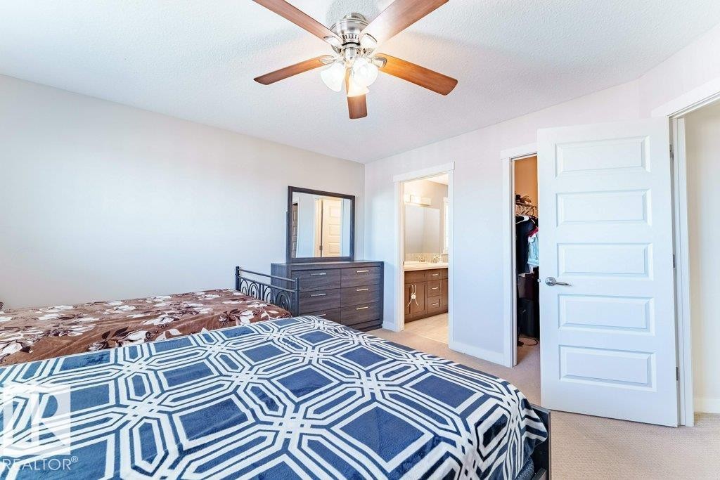 5624 19 Avenue Sw, Edmonton, AB - Indoor Photo Showing Bedroom