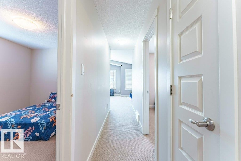5624 19 Avenue Sw, Edmonton, AB - Indoor Photo Showing Other Room