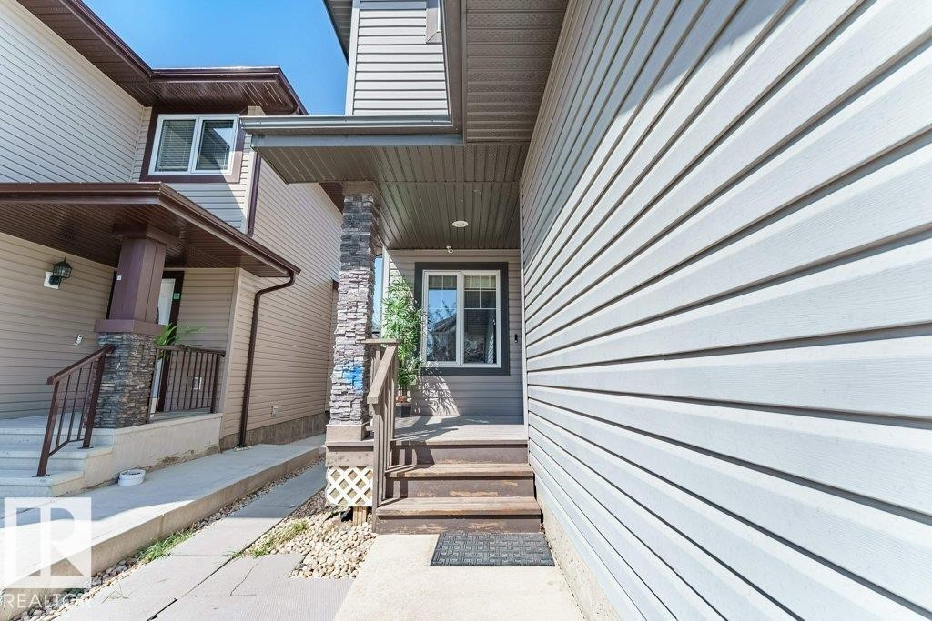 5624 19 Avenue Sw, Edmonton, AB - Outdoor With Exterior