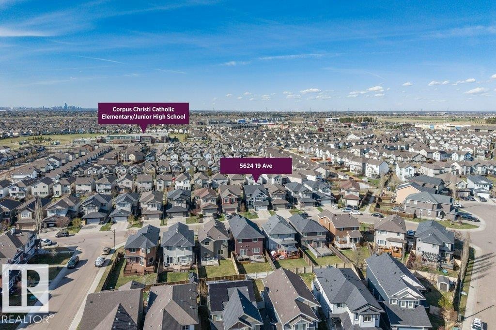 5624 19 Avenue Sw, Edmonton, AB - Outdoor With View