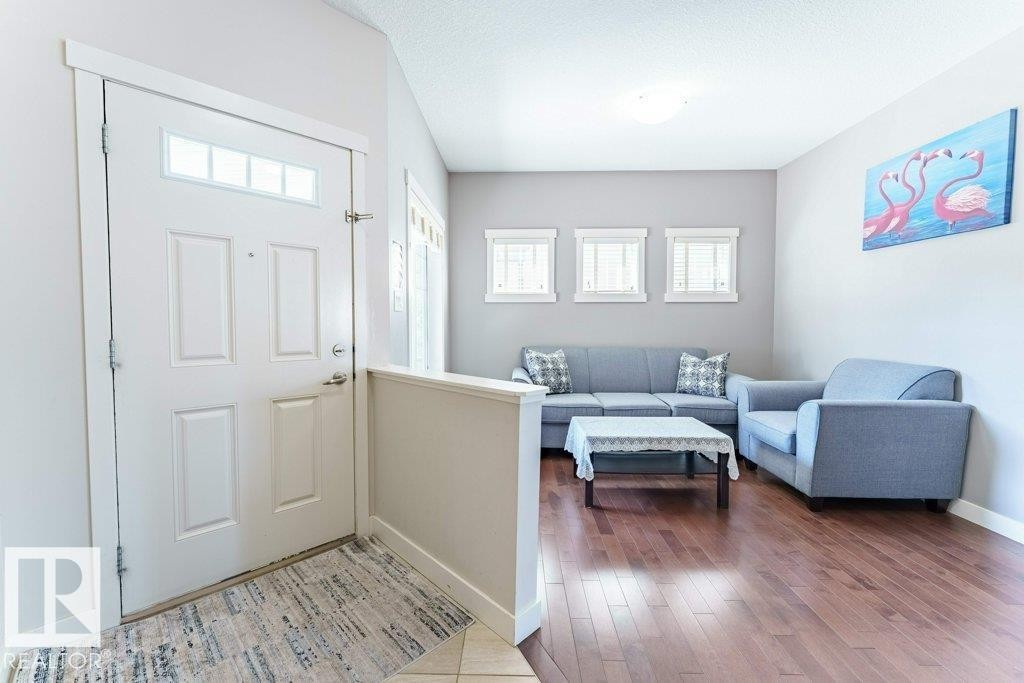 5624 19 Avenue Sw, Edmonton, AB - Indoor