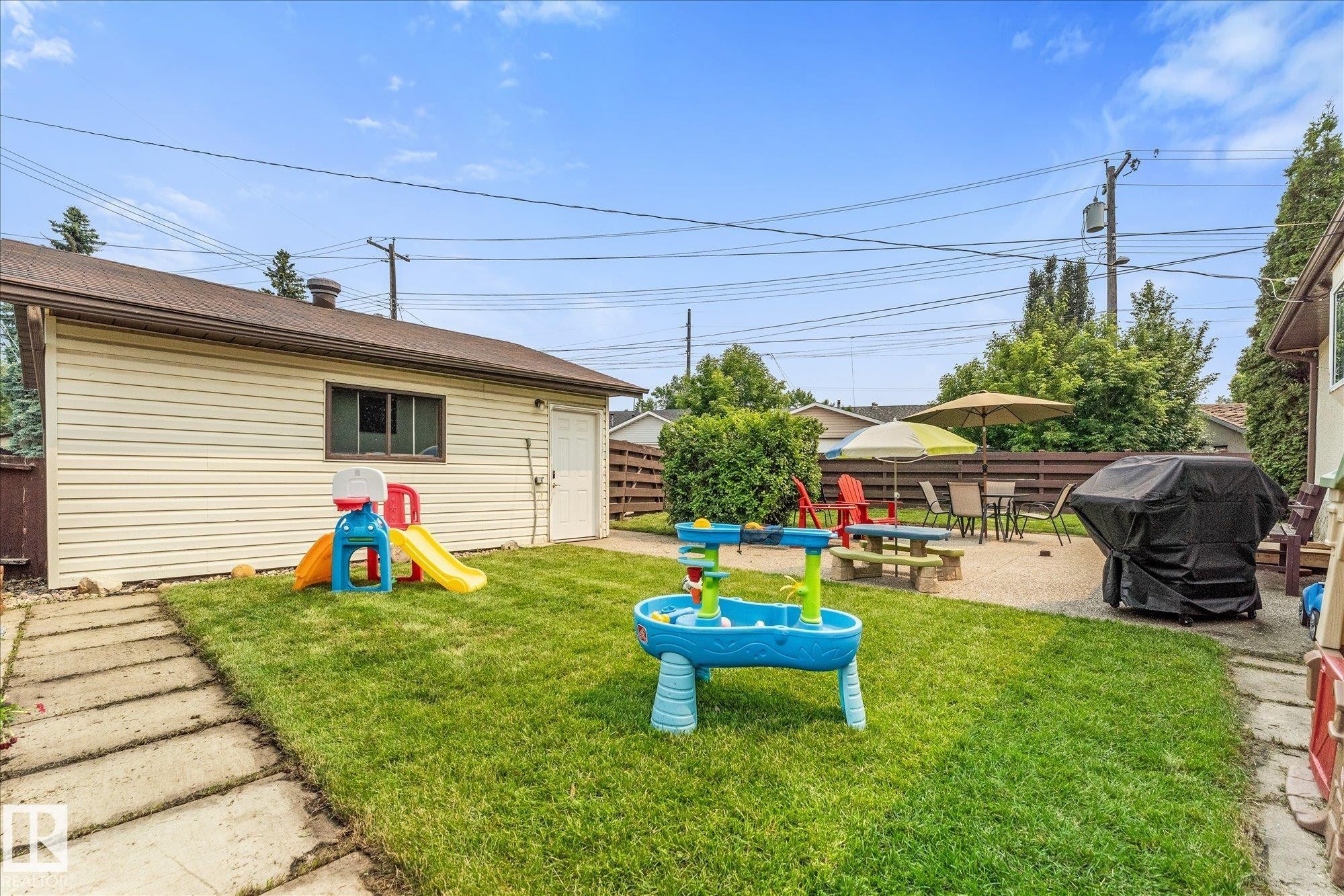 15612 83 Avenue, Edmonton, AB