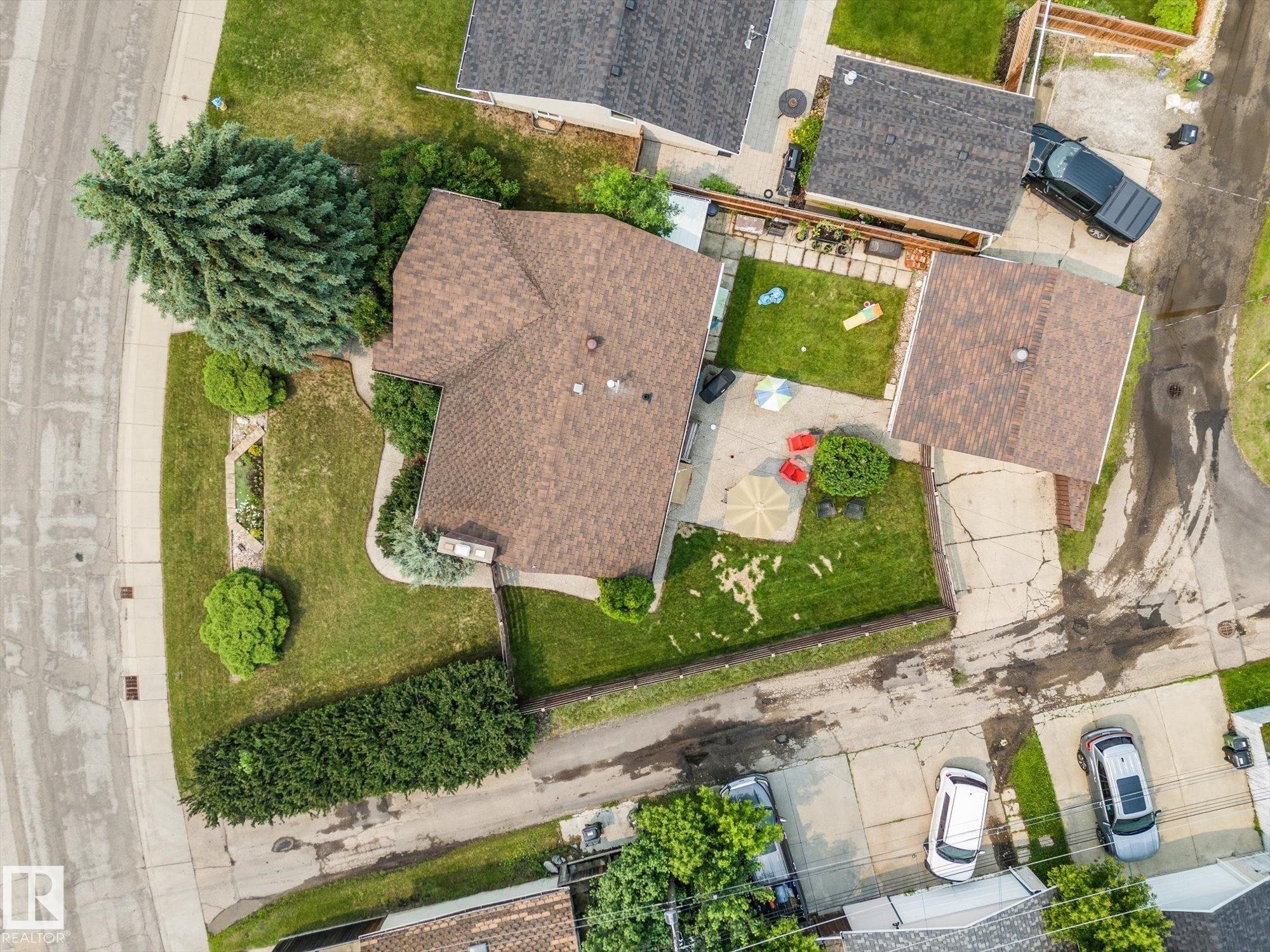 15612 83 Avenue, Edmonton, AB