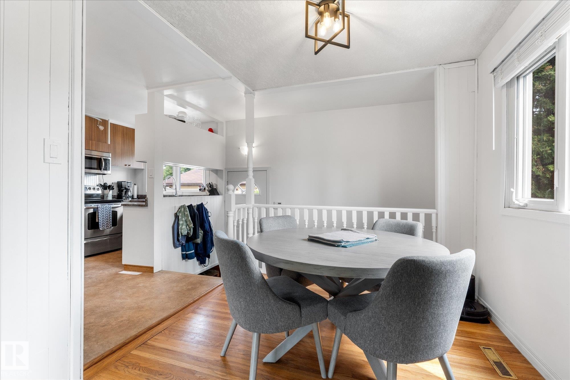 15612 83 Avenue, Edmonton, AB
