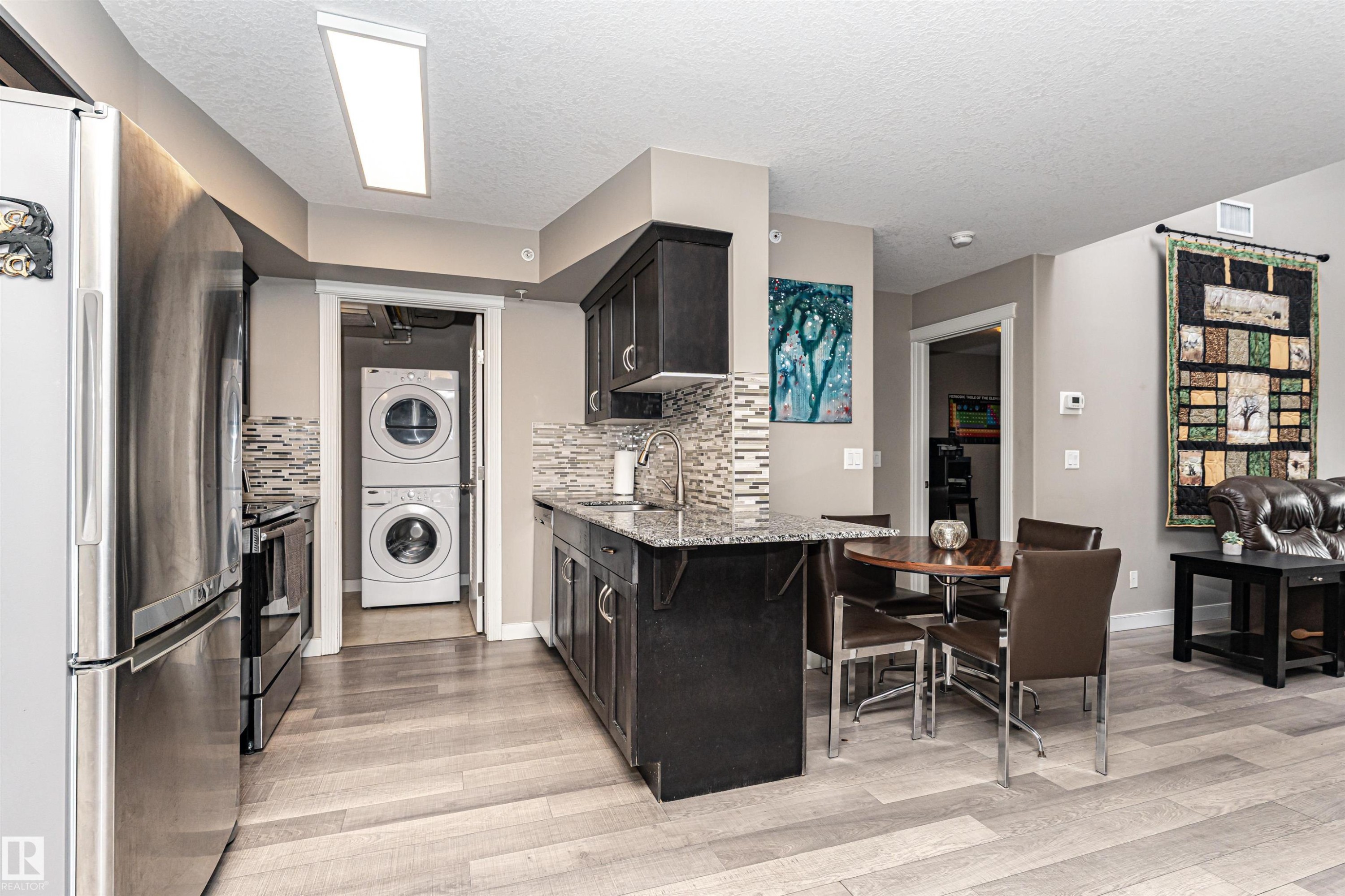 #406 16235 51 St Nw, Edmonton, AB - Indoor Photo Showing Kitchen