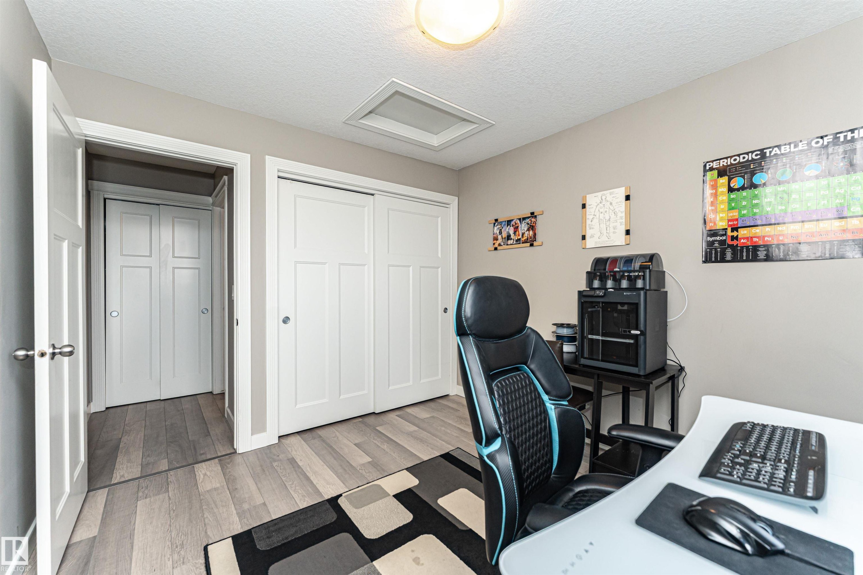 #406 16235 51 St Nw, Edmonton, AB - Indoor Photo Showing Office
