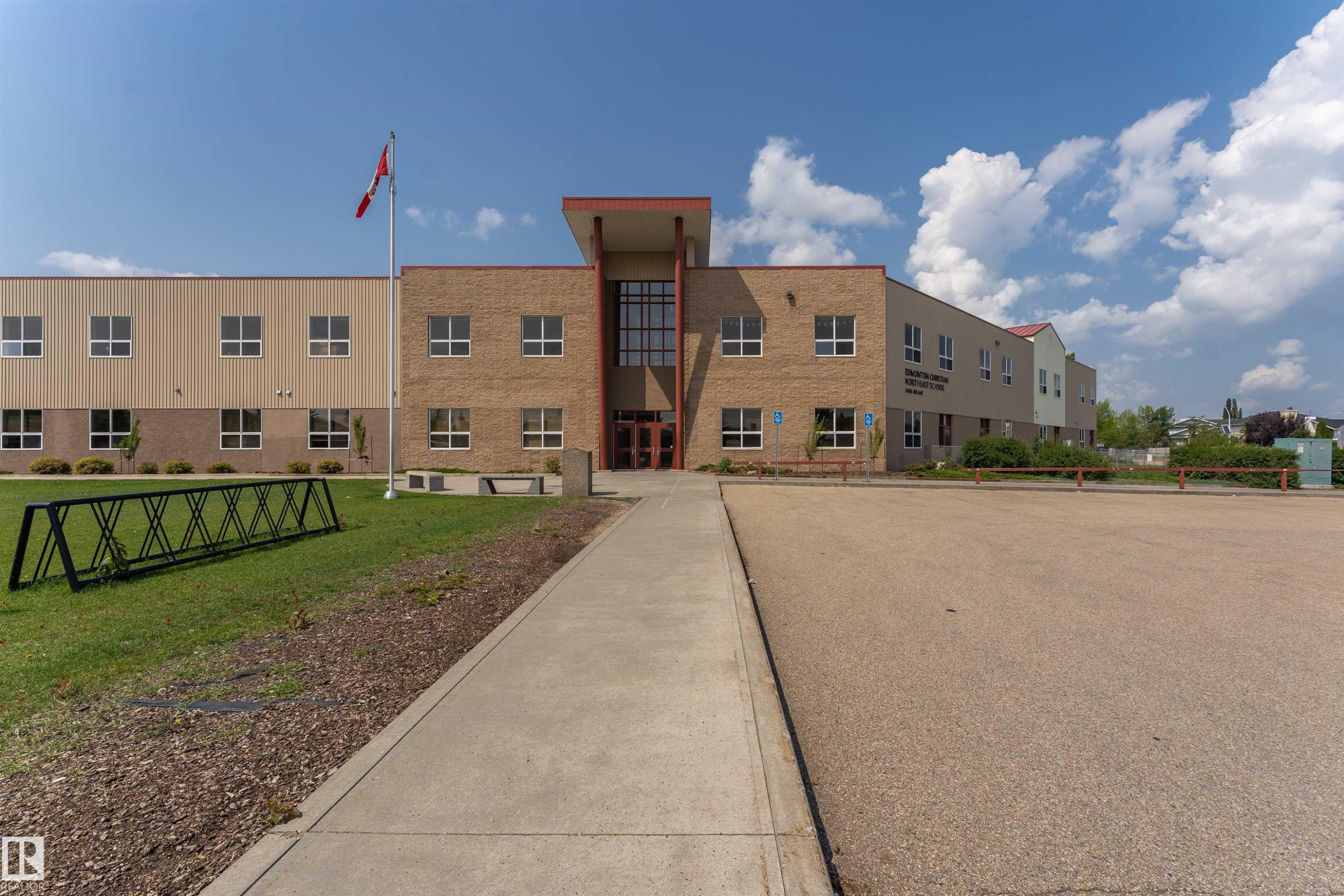 #406 16235 51 St Nw, Edmonton, AB - Outdoor