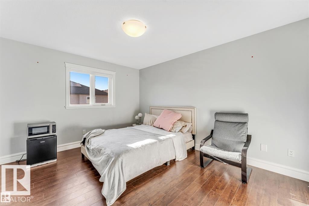16756 60 Street Nw, Edmonton, AB