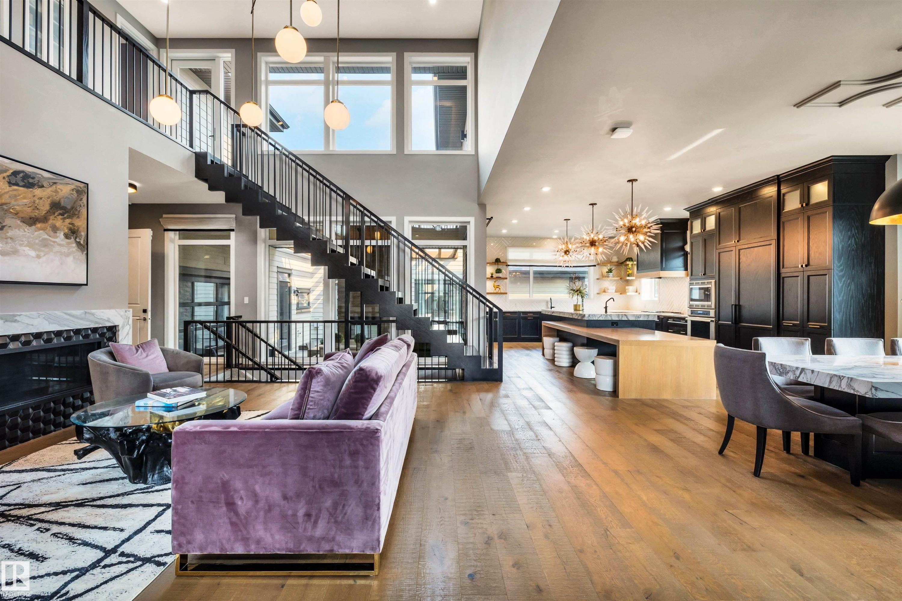 5530 Chegwin Point(E), Edmonton, AB